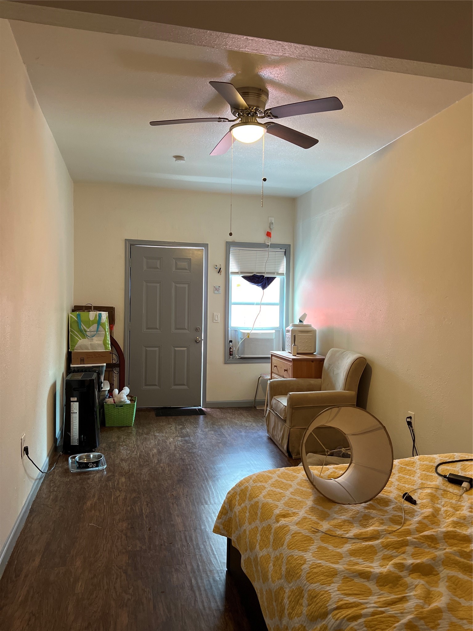 6101 Hirsch Road Property Photo 13