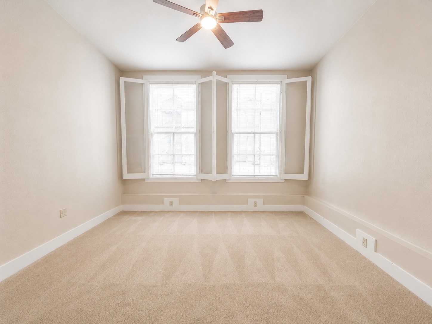 2309 Harborside Drive 206 Property Photo 10