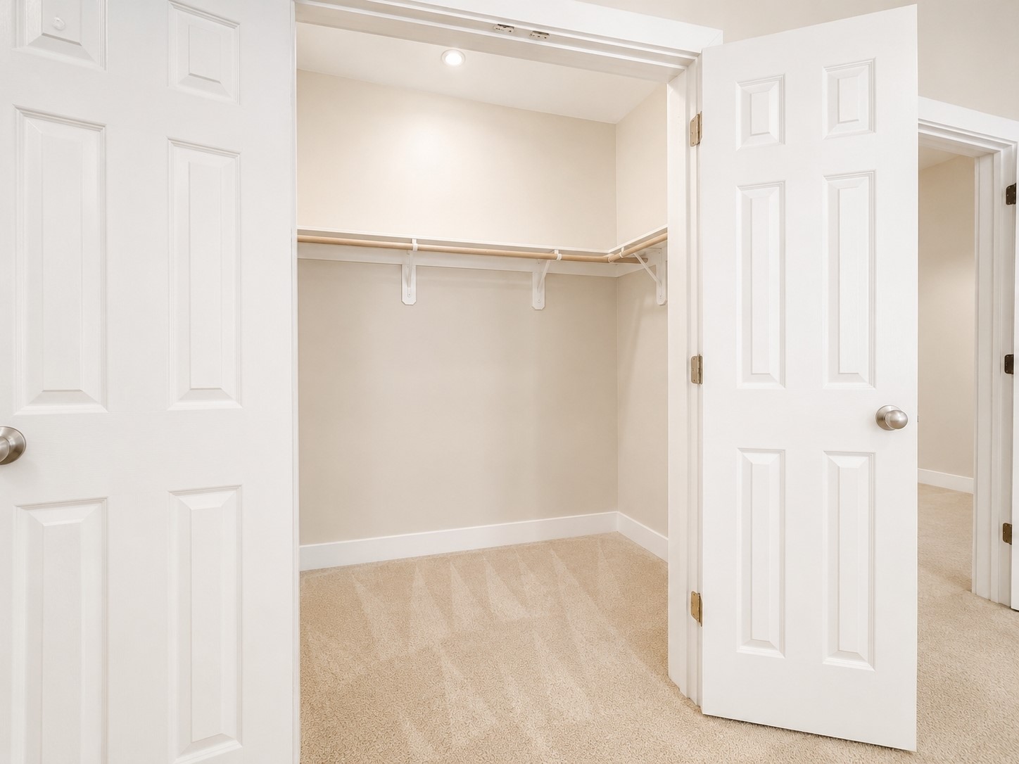 2309 Harborside Drive 206 Property Photo 15