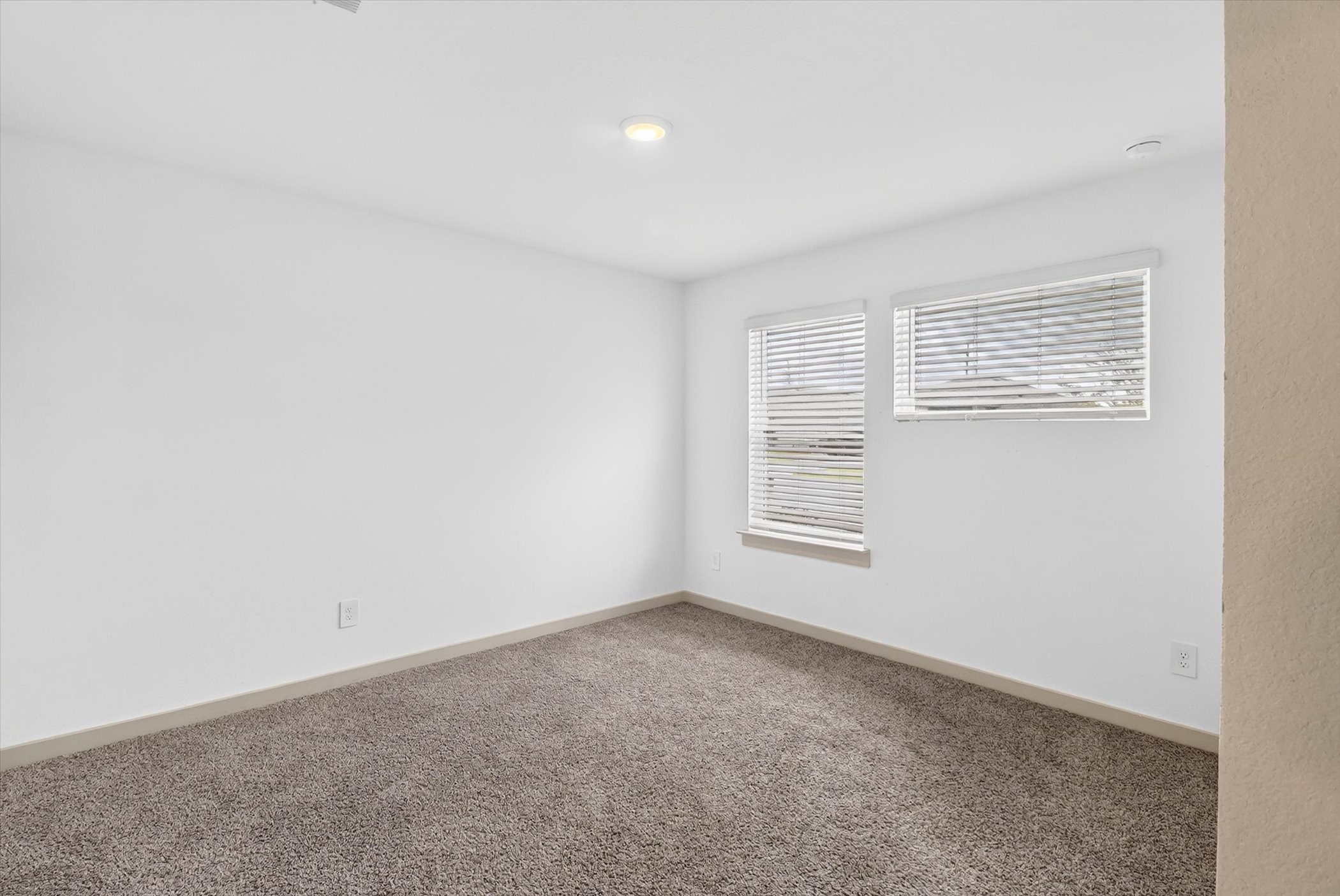 7907 Sleek Flock Lane Property Photo 21
