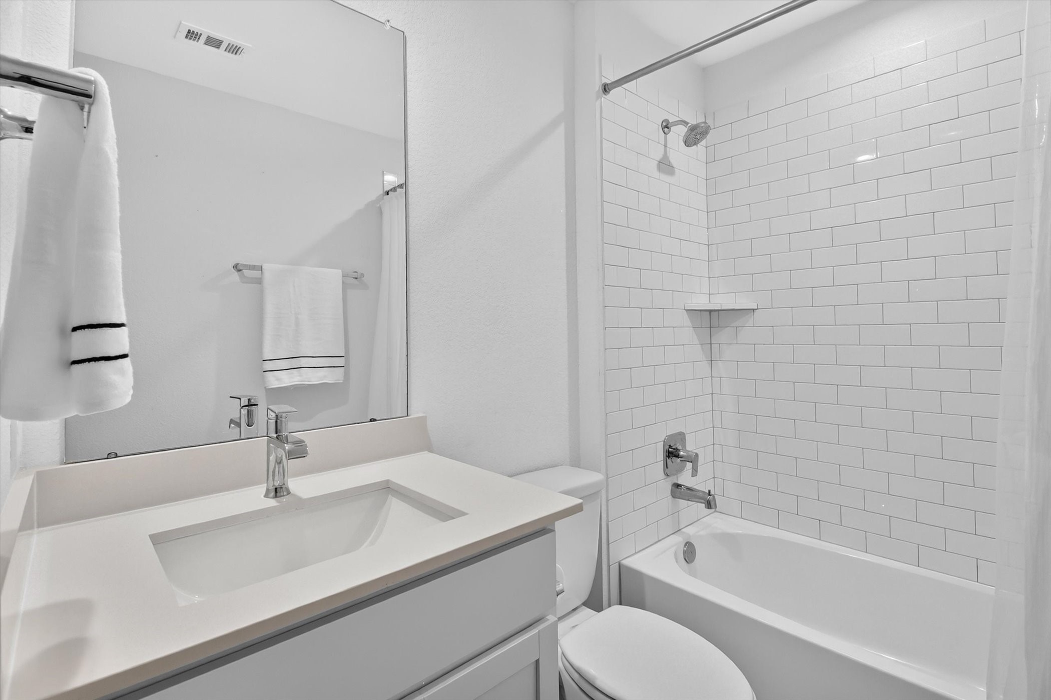 7907 Sleek Flock Lane Property Photo 25