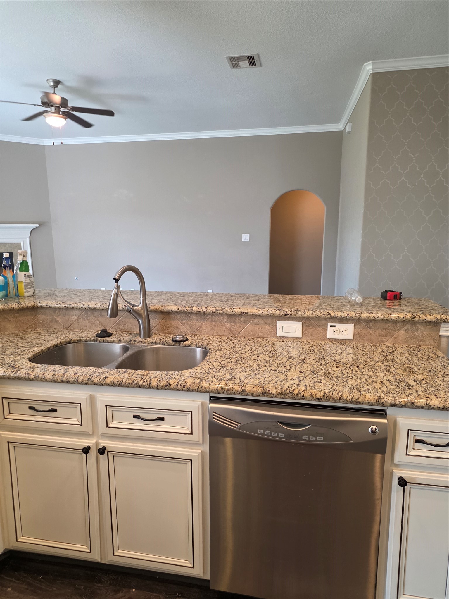 6216 N Fawnlake Drive Property Photo 11