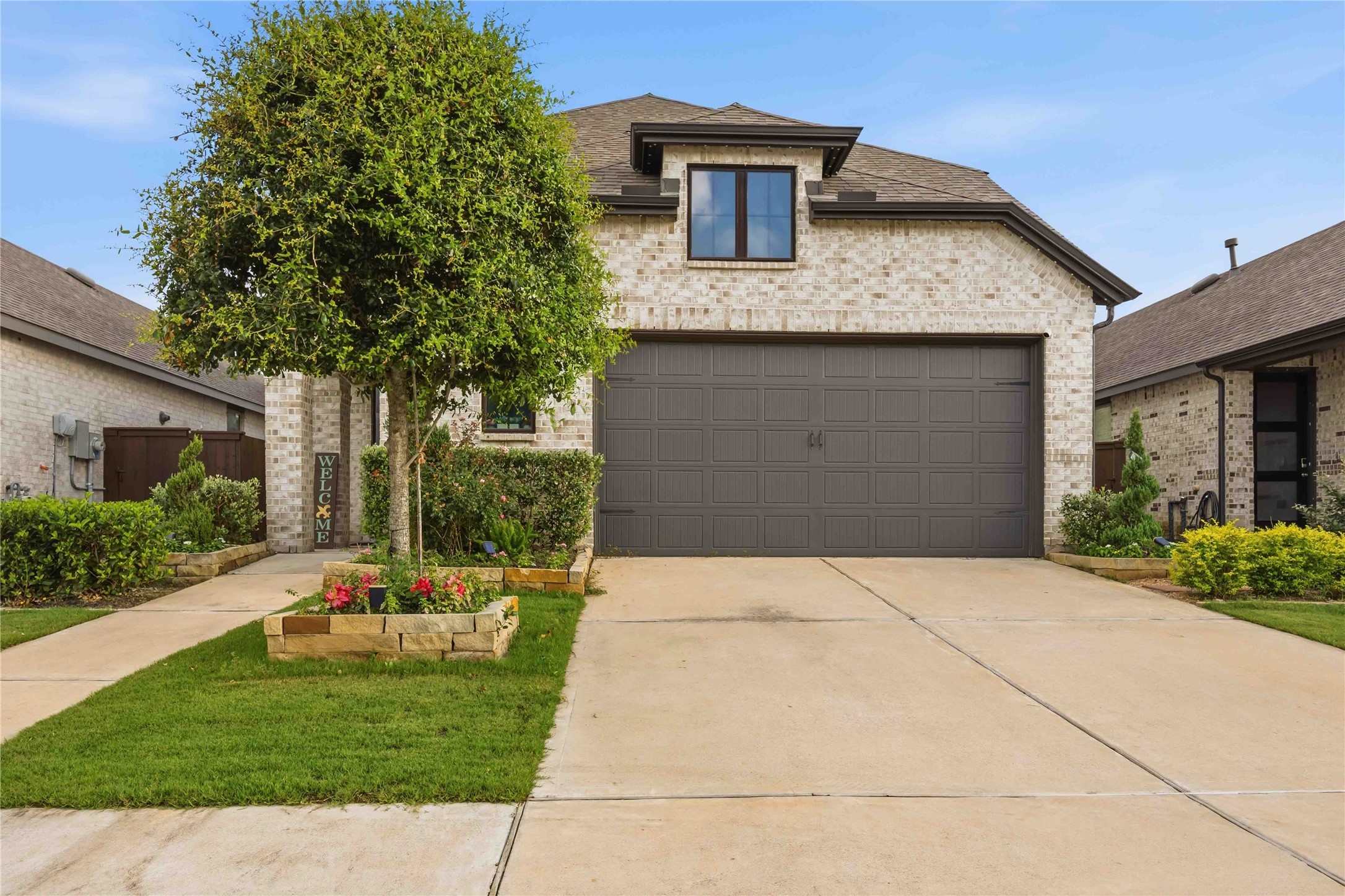 3735 Handel Drive Property Photo 1