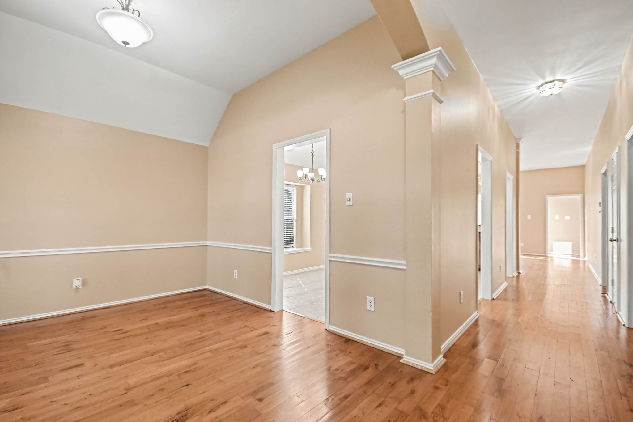 3022 Valley Court Property Photo 13