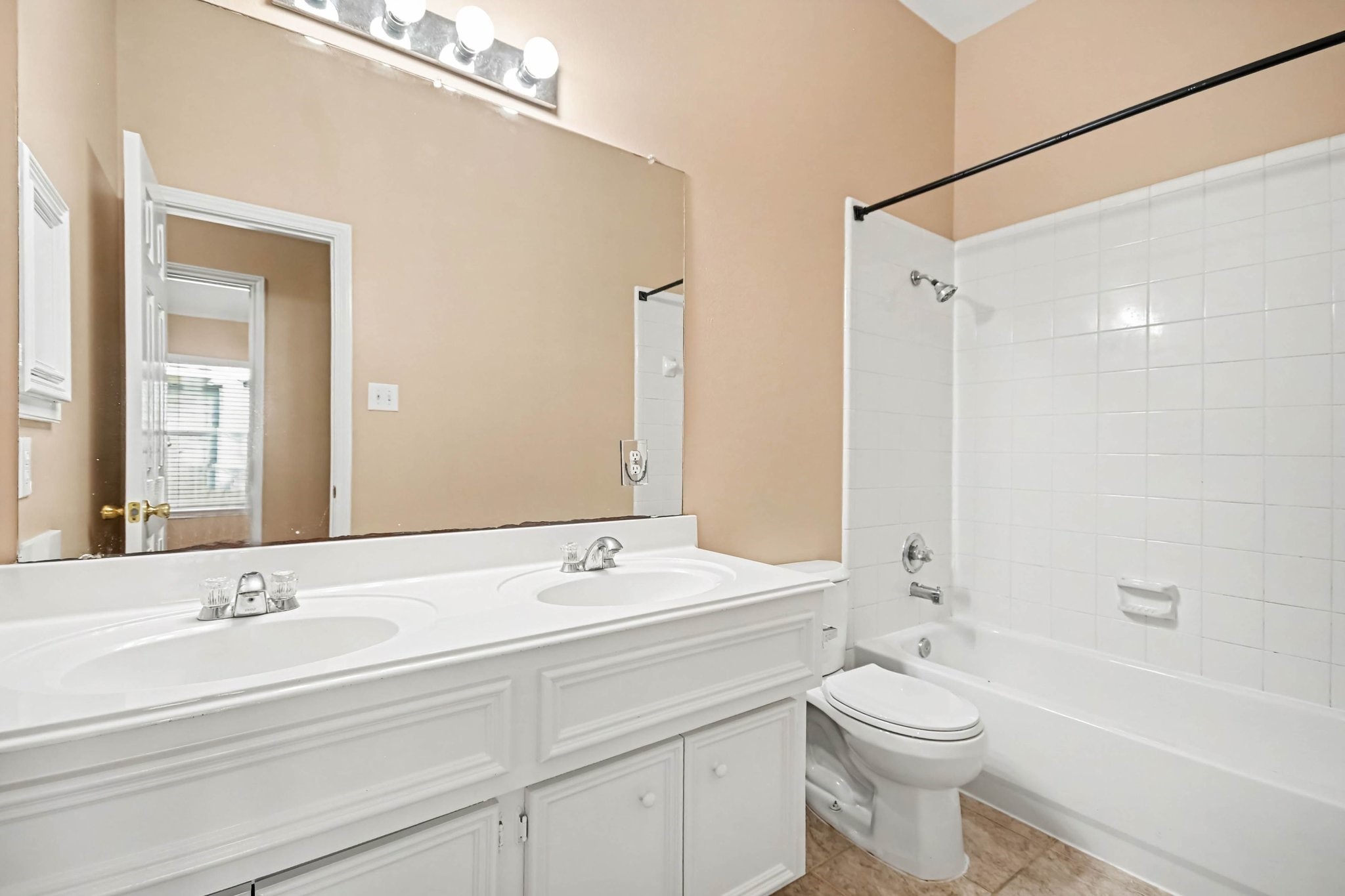 3022 Valley Court Property Photo 26