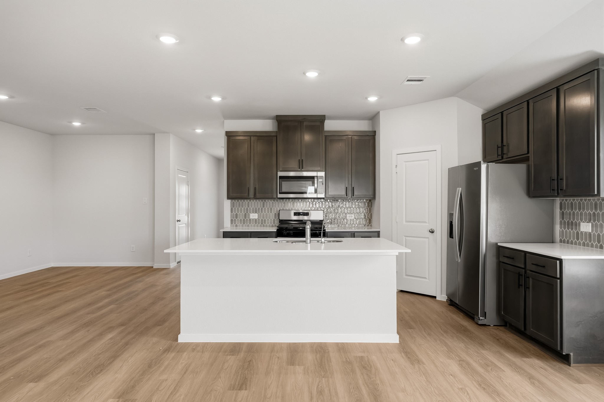 1060 Selene Sky Drive Property Photo 4