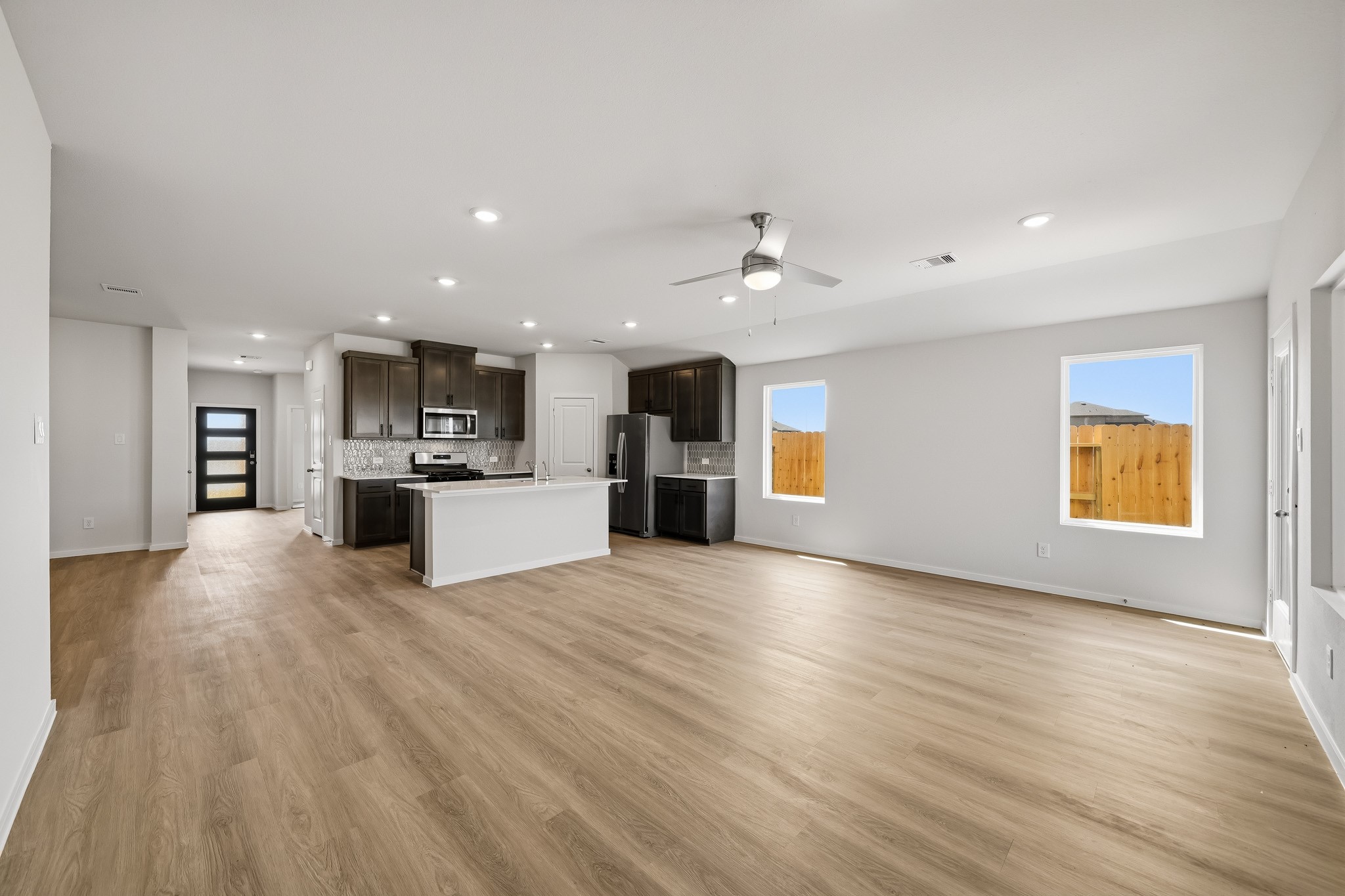 1060 Selene Sky Drive Property Photo 6