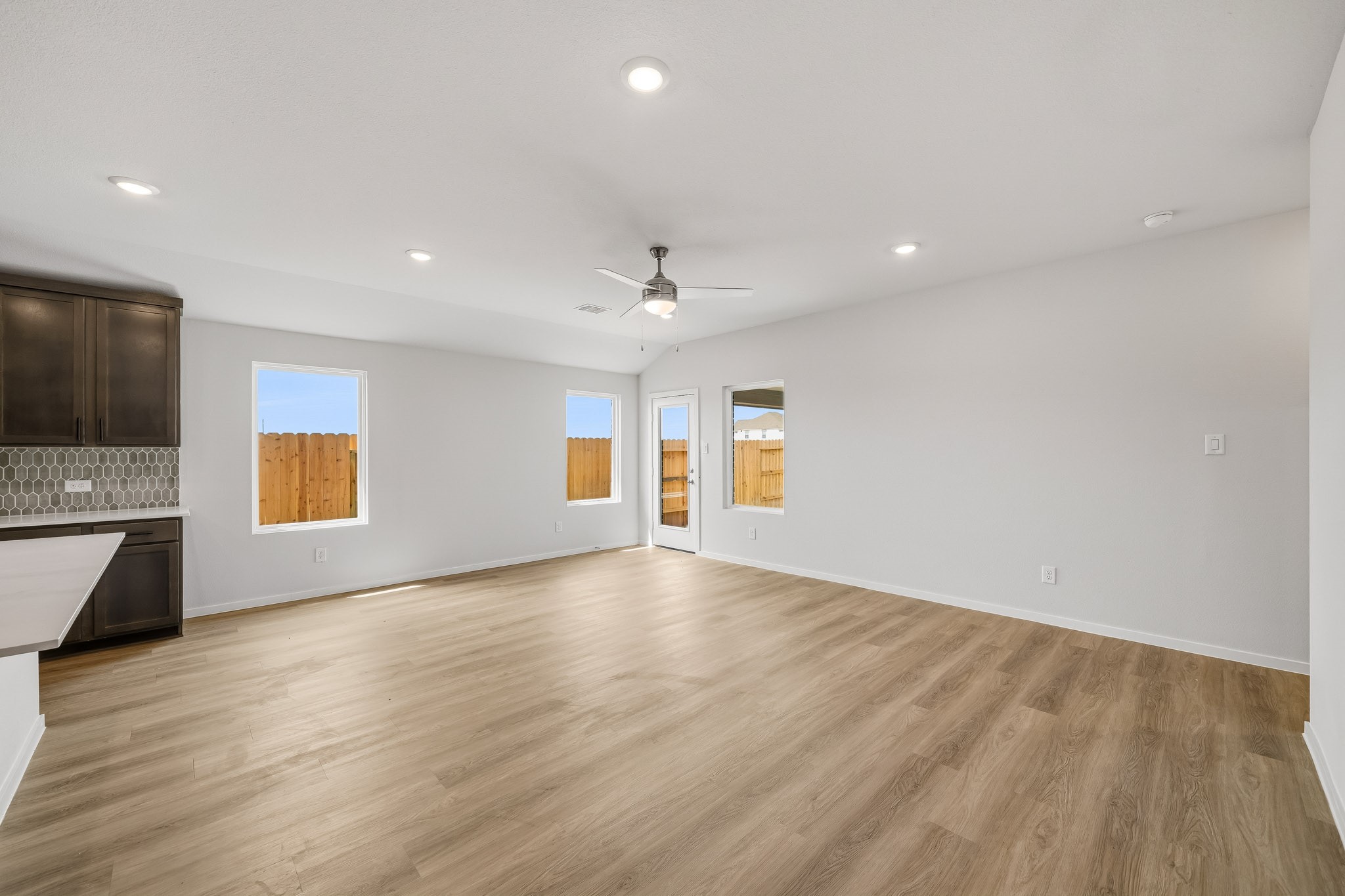 1060 Selene Sky Drive Property Photo 7