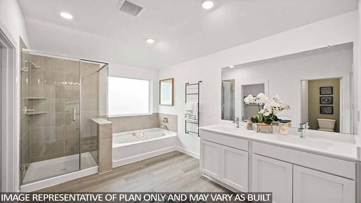 1060 Selene Sky Drive Property Photo 18
