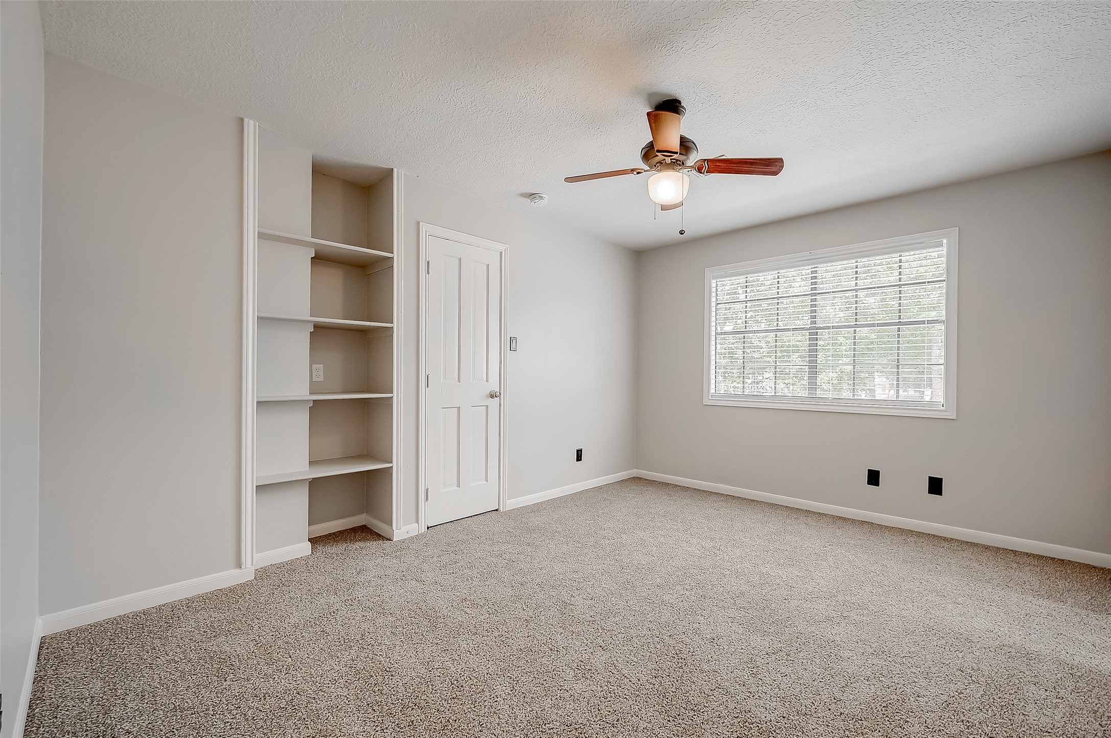 22114 Rockchester Drive Property Photo 39