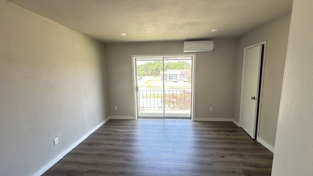 11943 Beechnut Street Property Photo 16