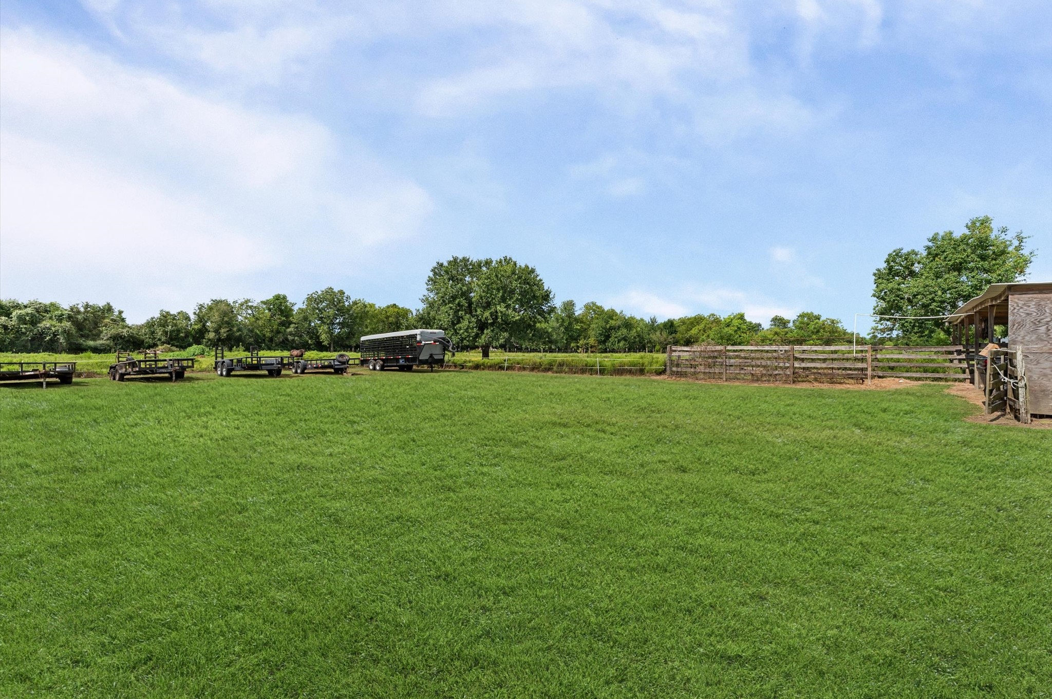31525 Shiloh Property Photo 8