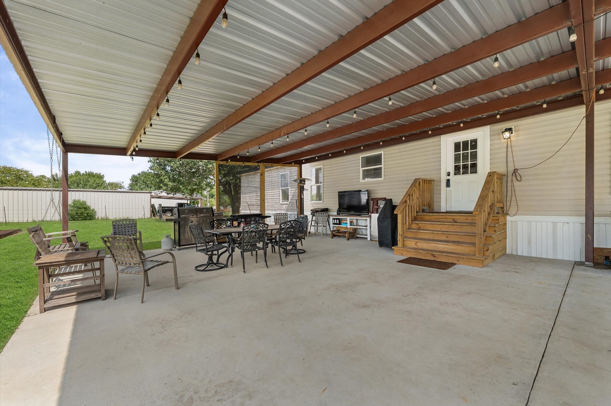 31525 Shiloh Property Photo 11