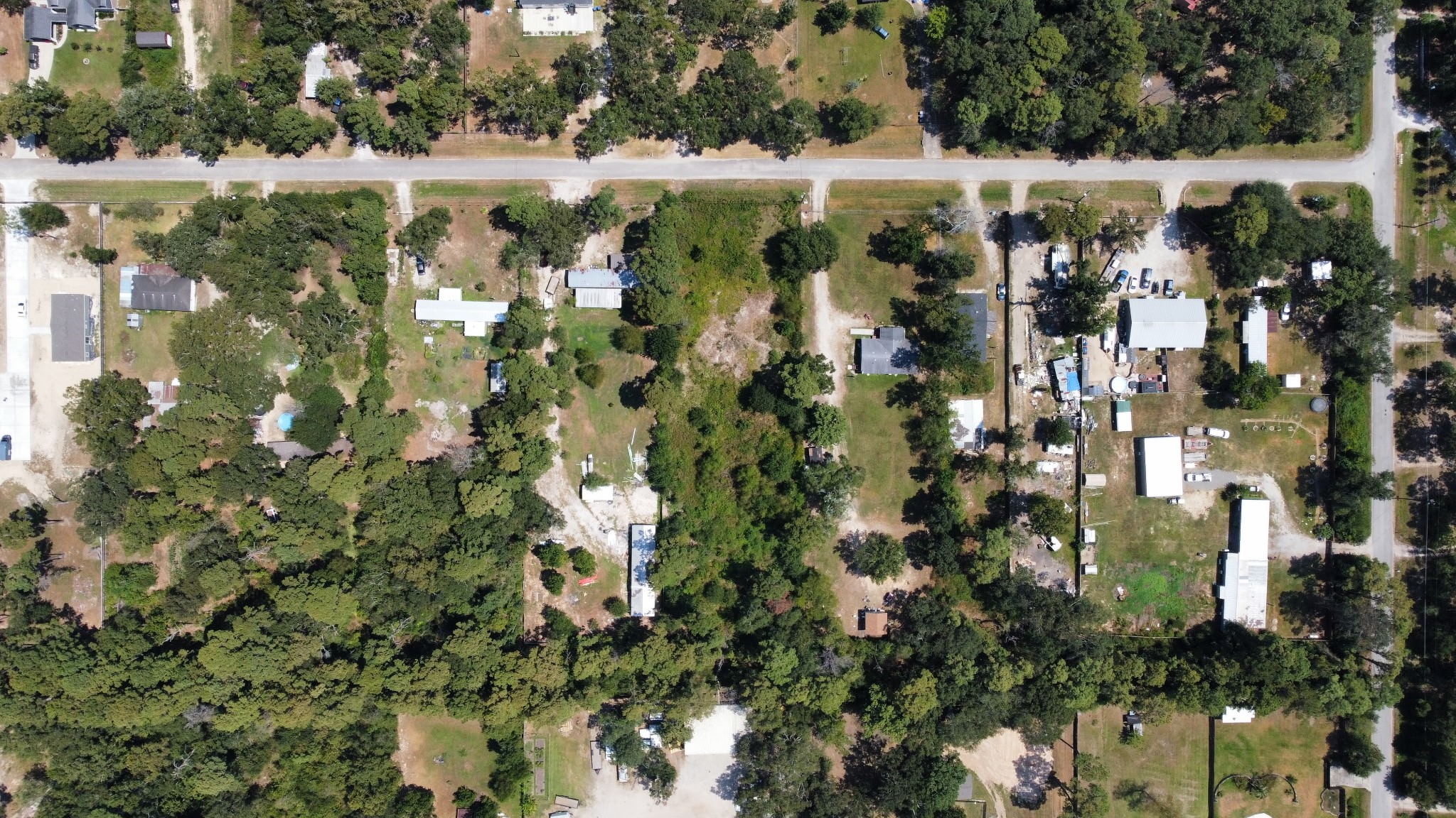 17514 Grove Lane Property Photo 2