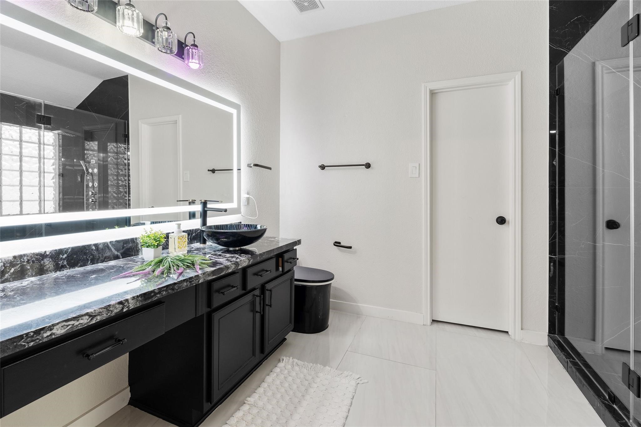 2243 Rocky Hollow Lane Property Photo 14