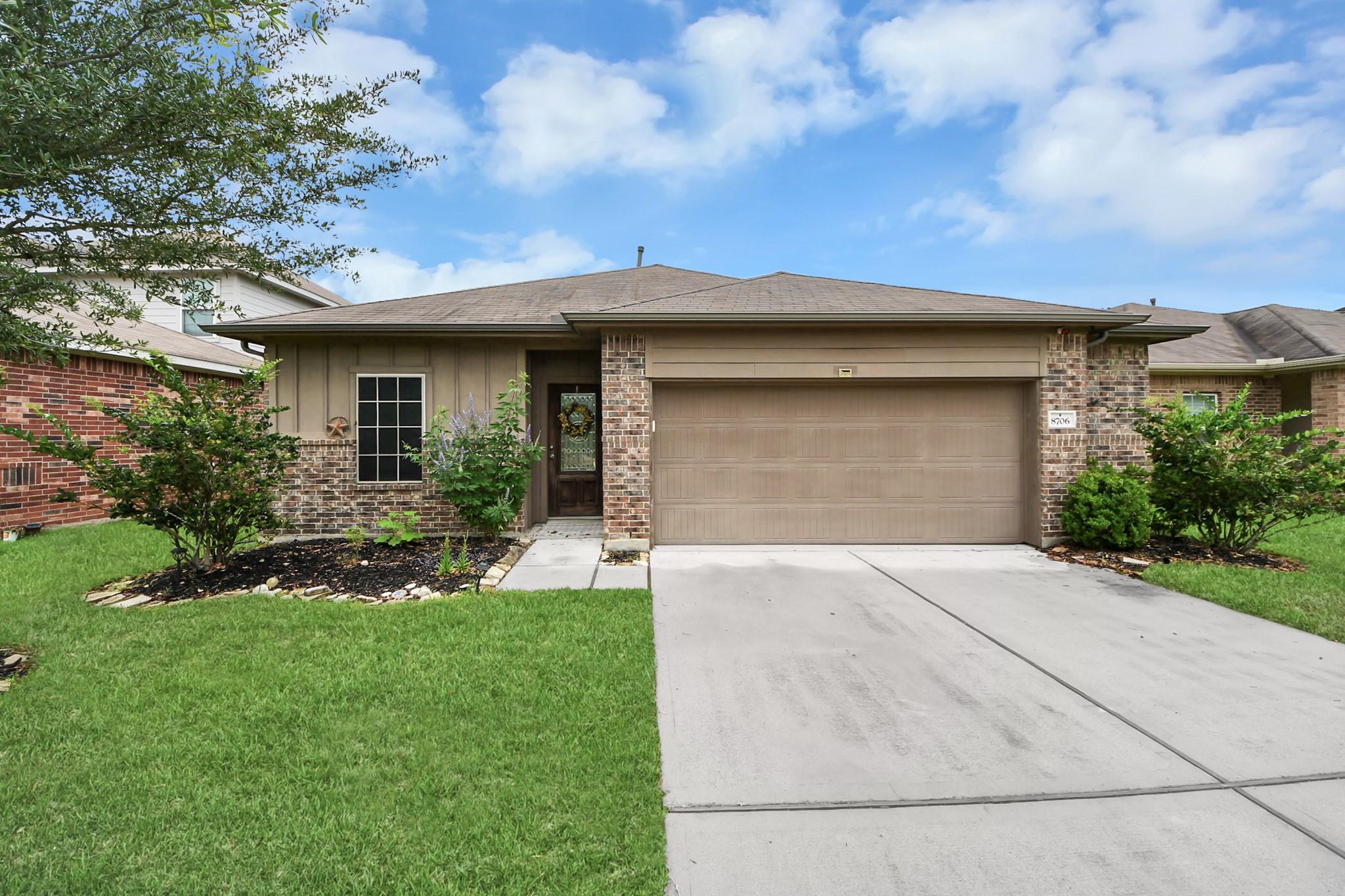 8706 Morning Dove Lane, Baytown TX 77521 Property Photo 1