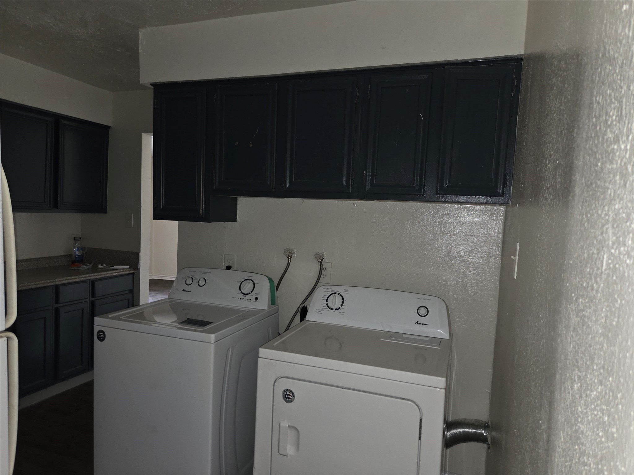 6624 W Fuqua Drive Property Photo 2