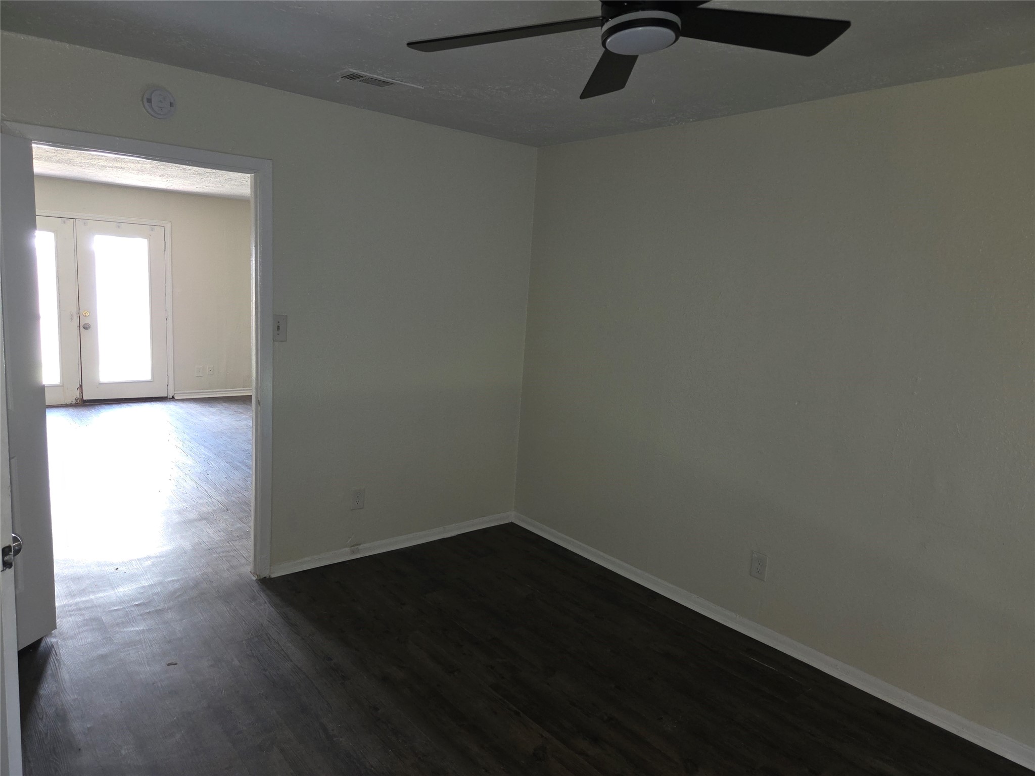 6624 W Fuqua Drive Property Photo 7