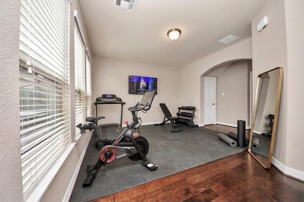 442 N Live Oak Street Property Photo 15