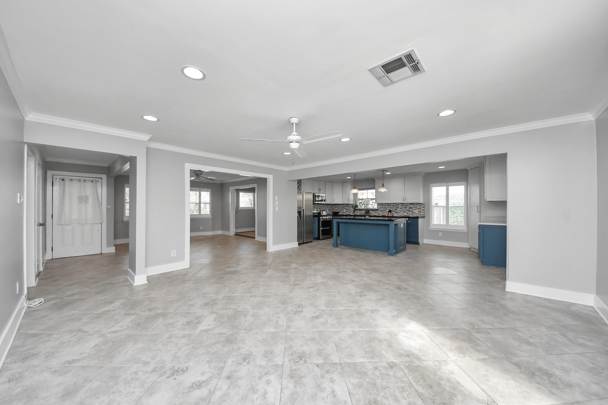 10303 Greenwillow Street Property Photo 11