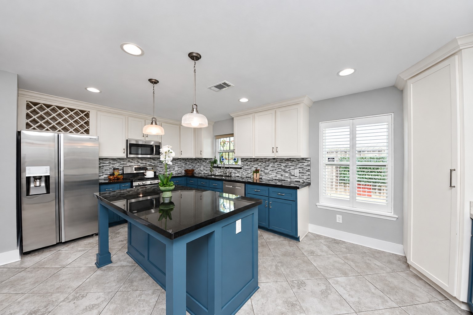 10303 Greenwillow Street Property Photo 15