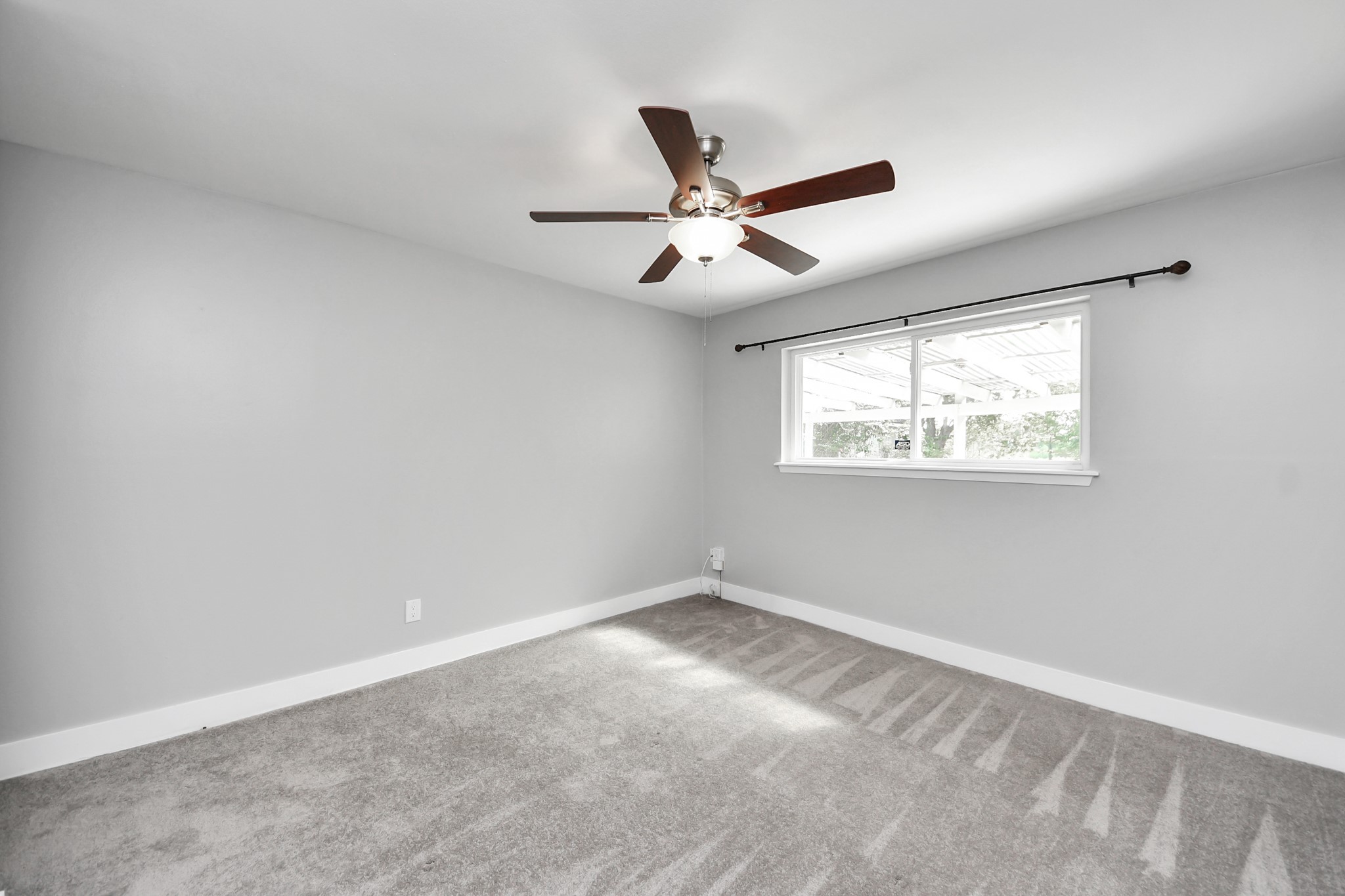 10303 Greenwillow Street Property Photo 21