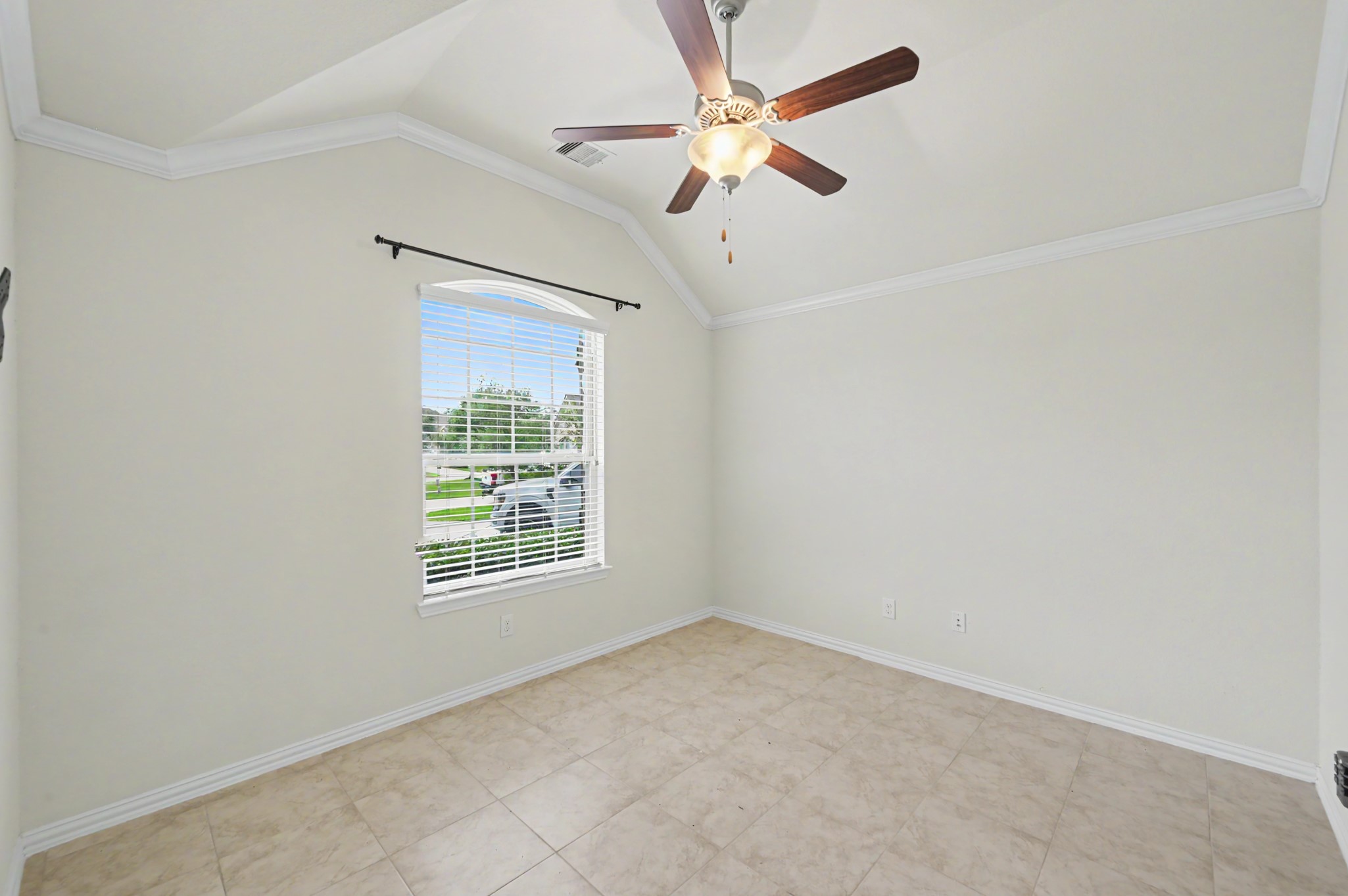 2901 Green Ash Court Property Photo 28