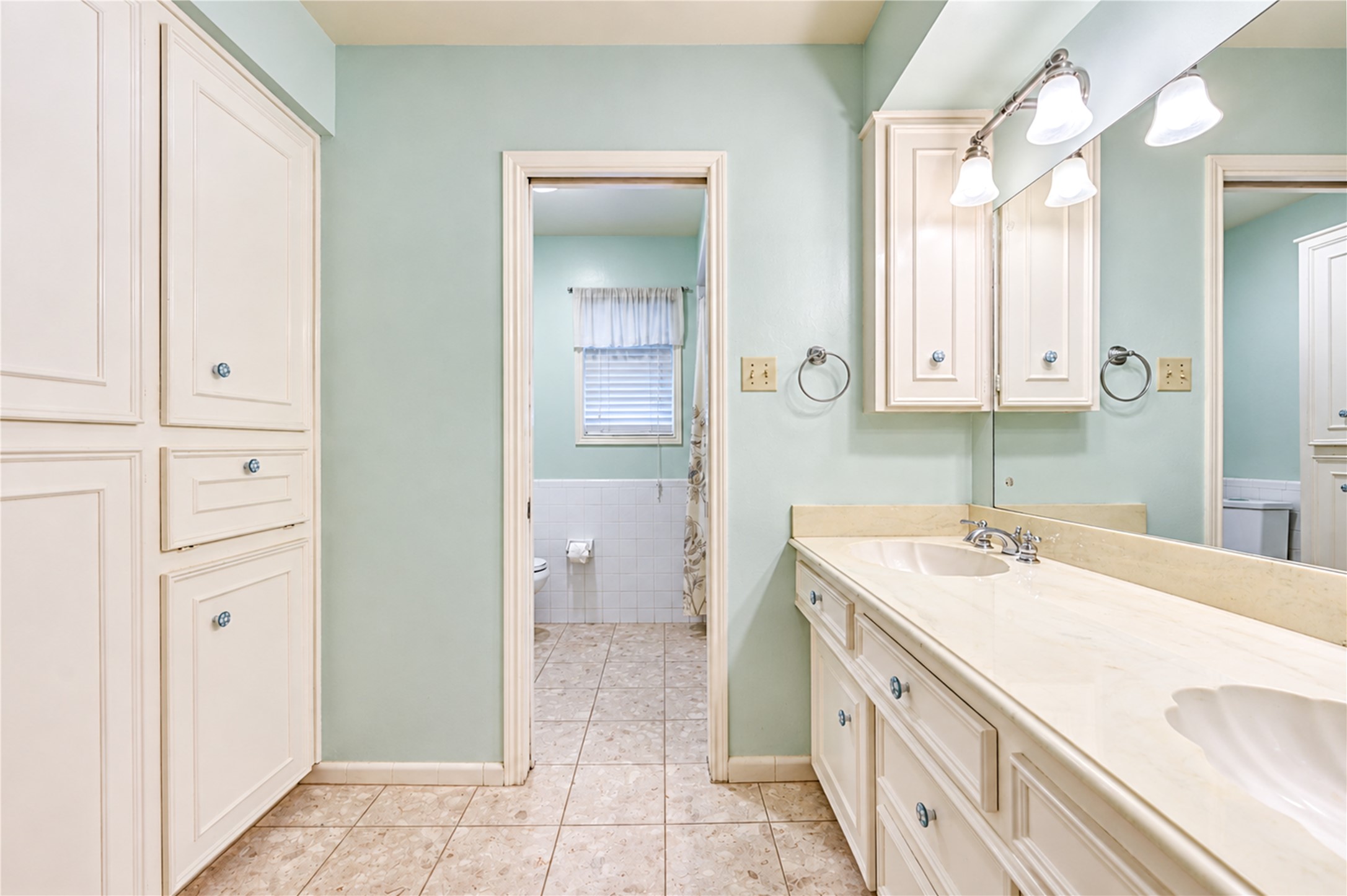 3222 La Quinta Drive Property Photo 14