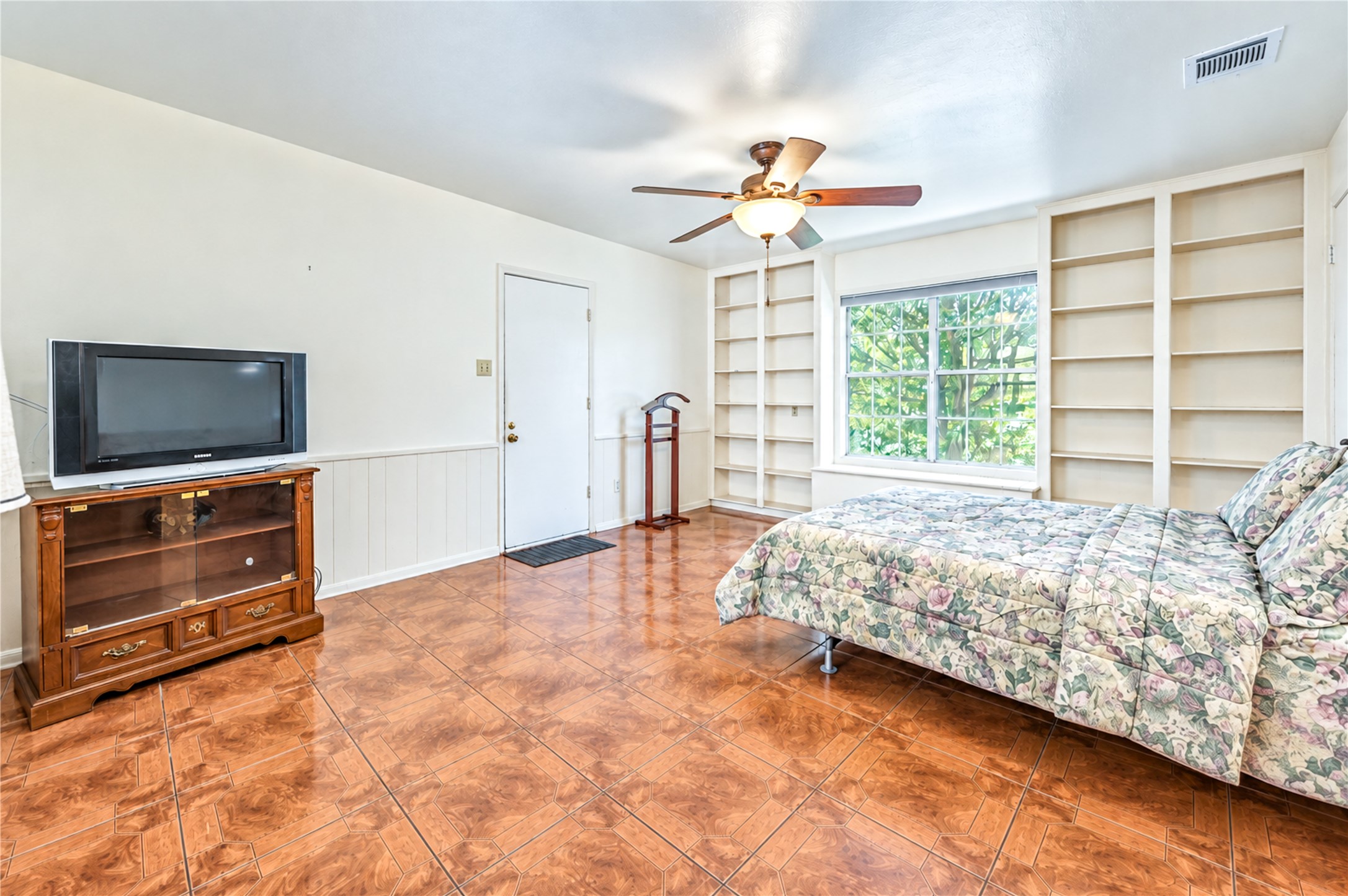 3222 La Quinta Drive Property Photo 18