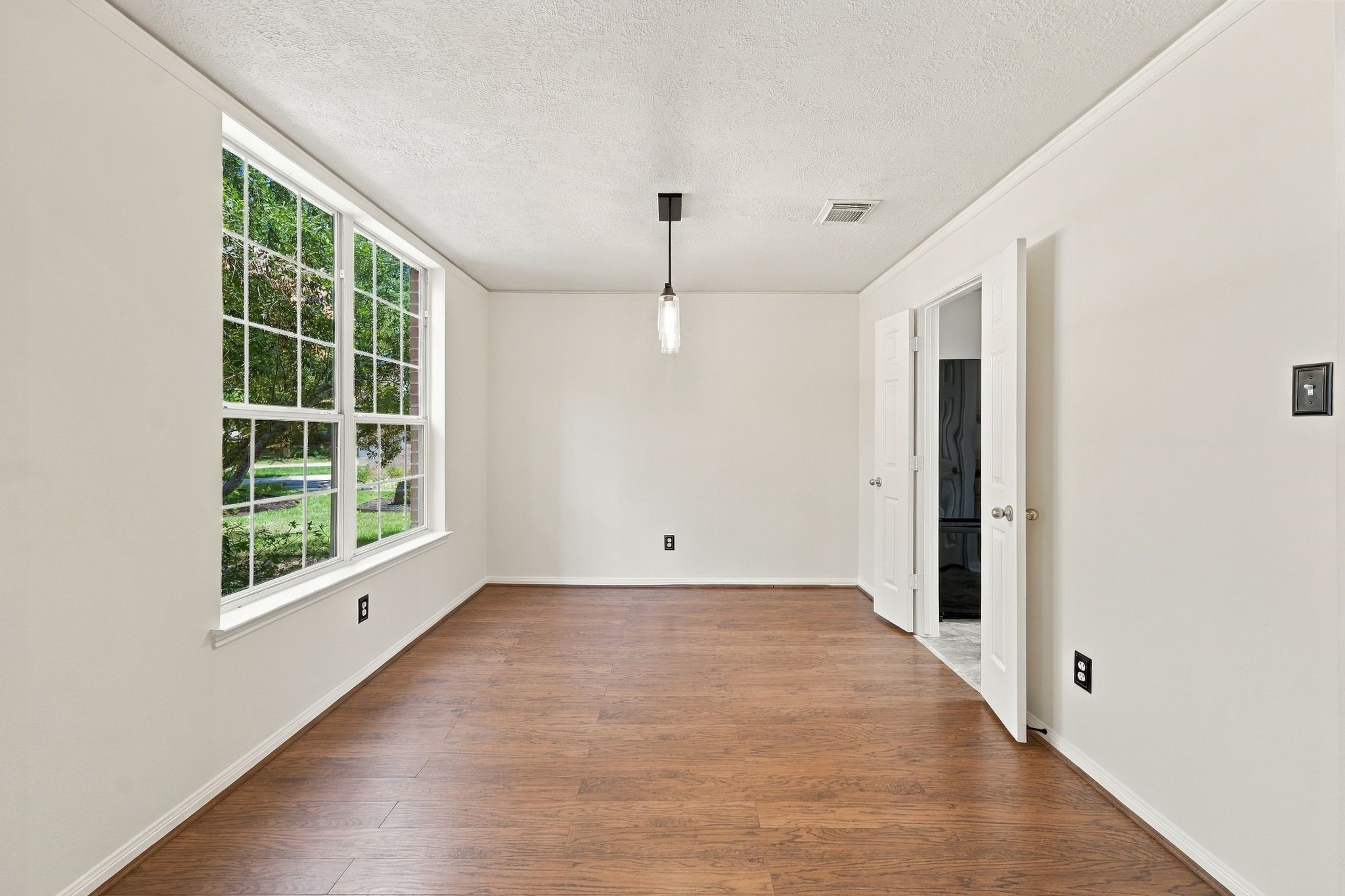 10 Orchid Grove Place Property Photo 4