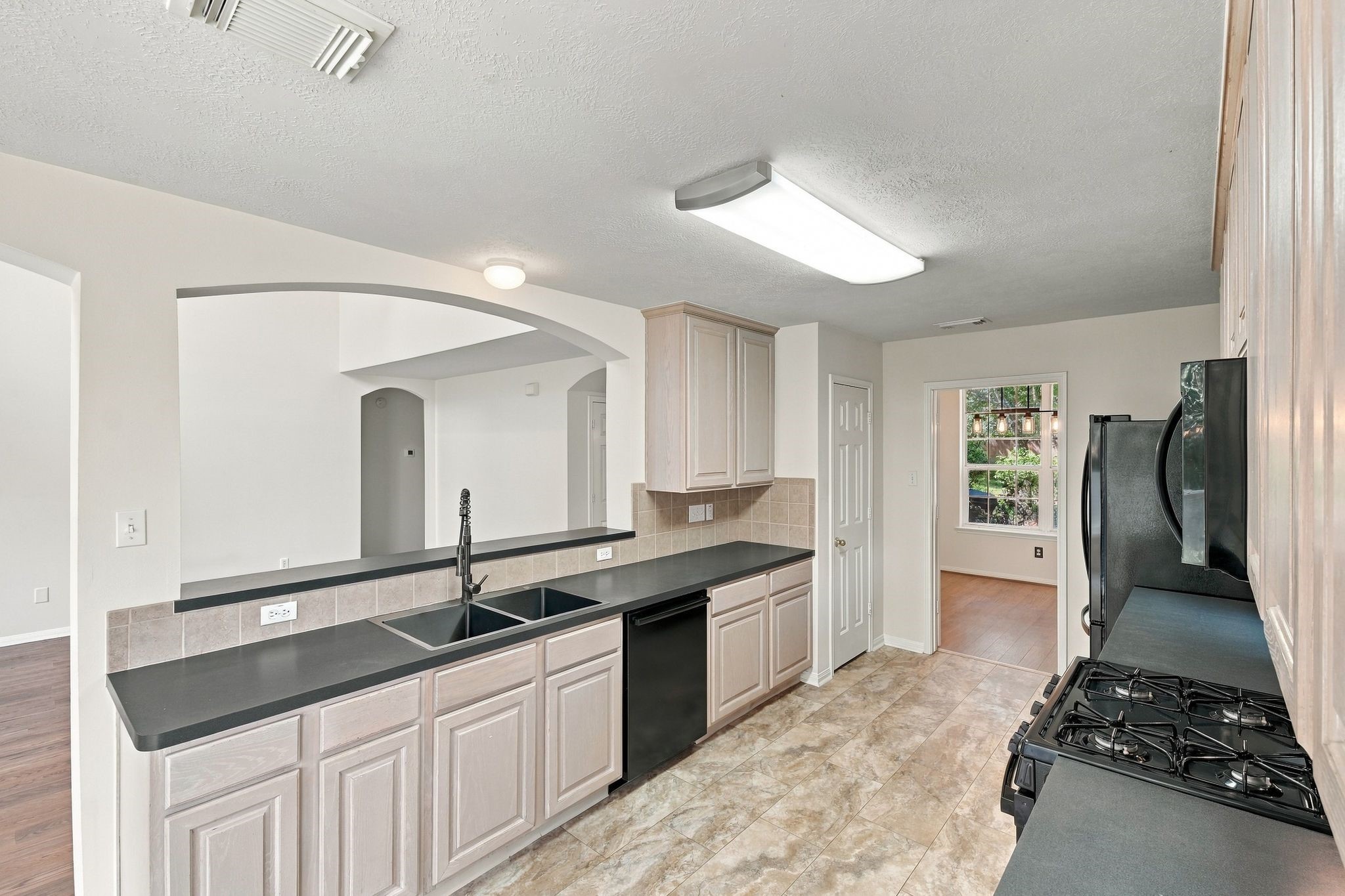 10 Orchid Grove Place Property Photo 12