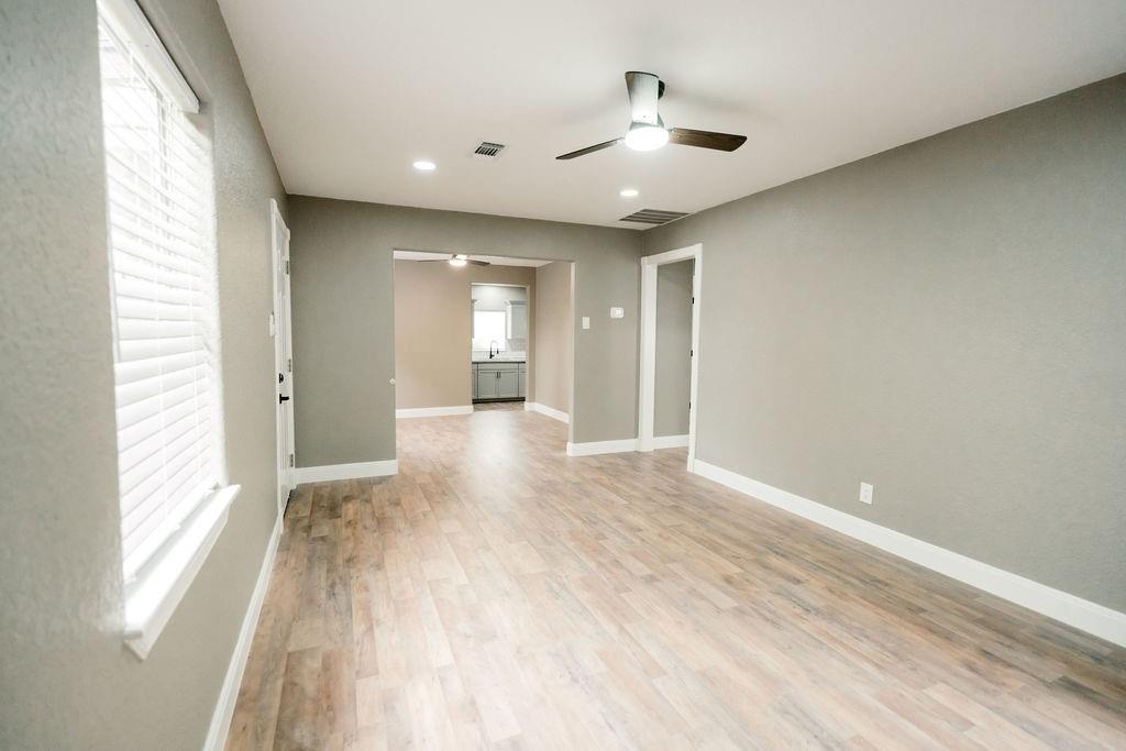 1308 N Rock Island Street Property Photo 8