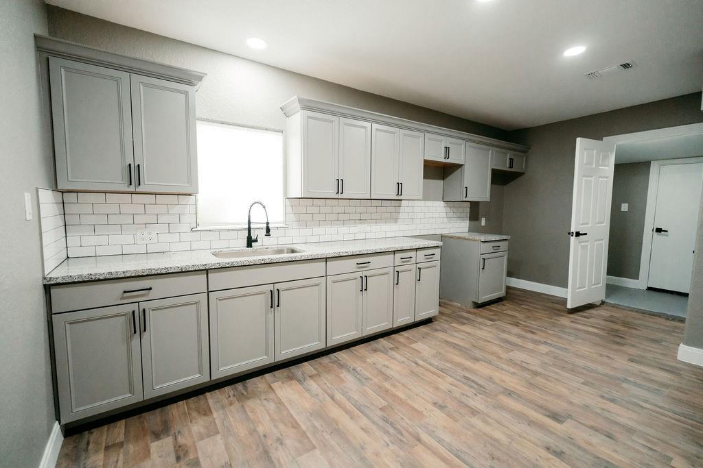 1308 N Rock Island Street Property Photo 11