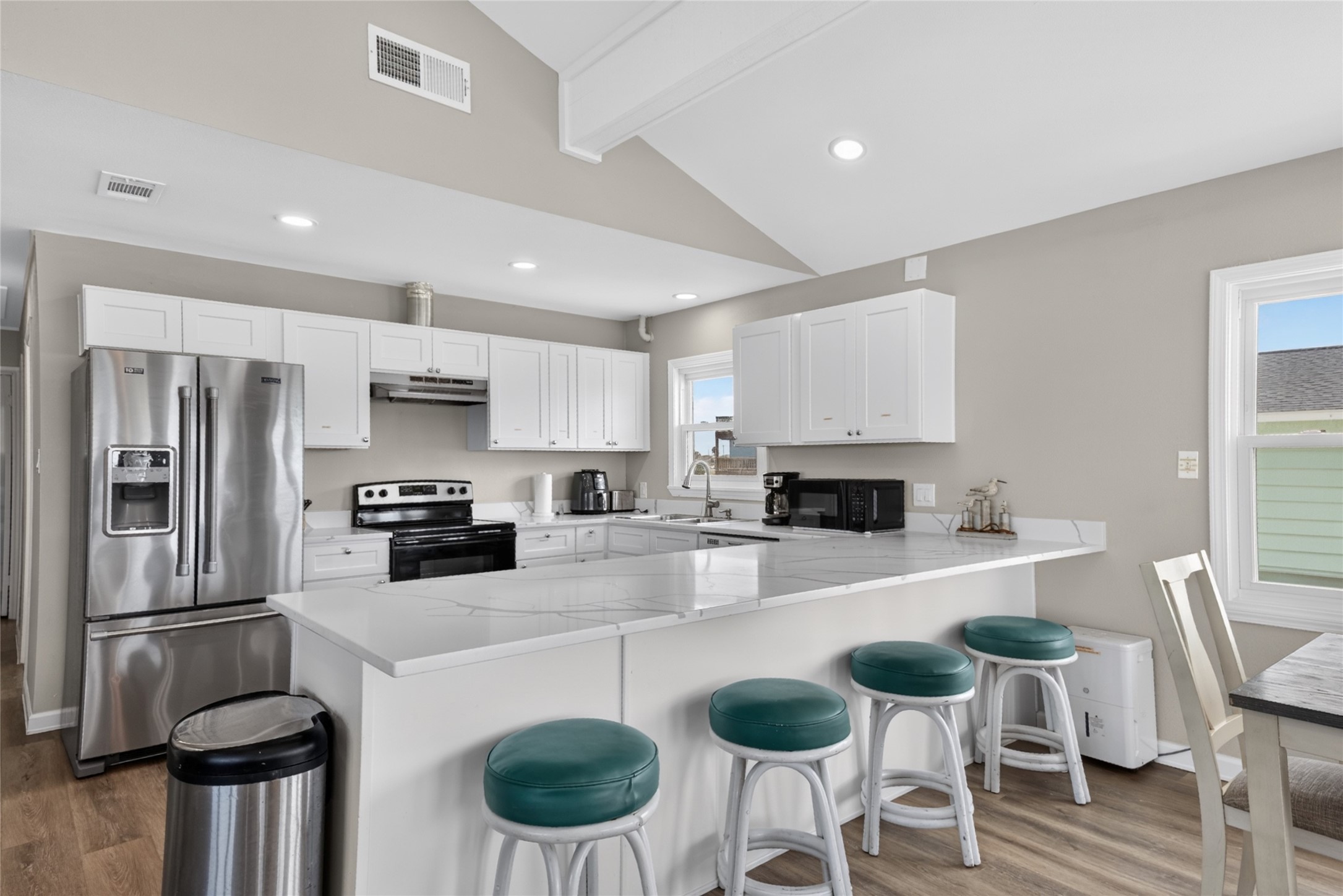 16713 Jamaica Beach Road Property Photo 8