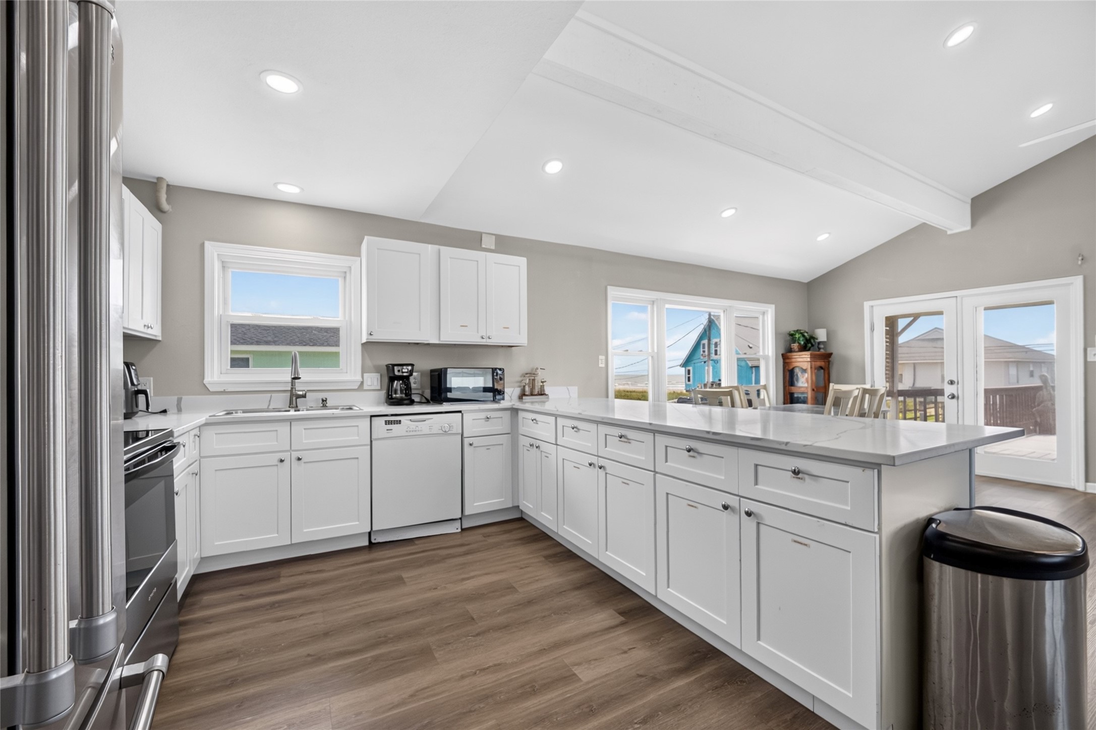 16713 Jamaica Beach Road Property Photo 11