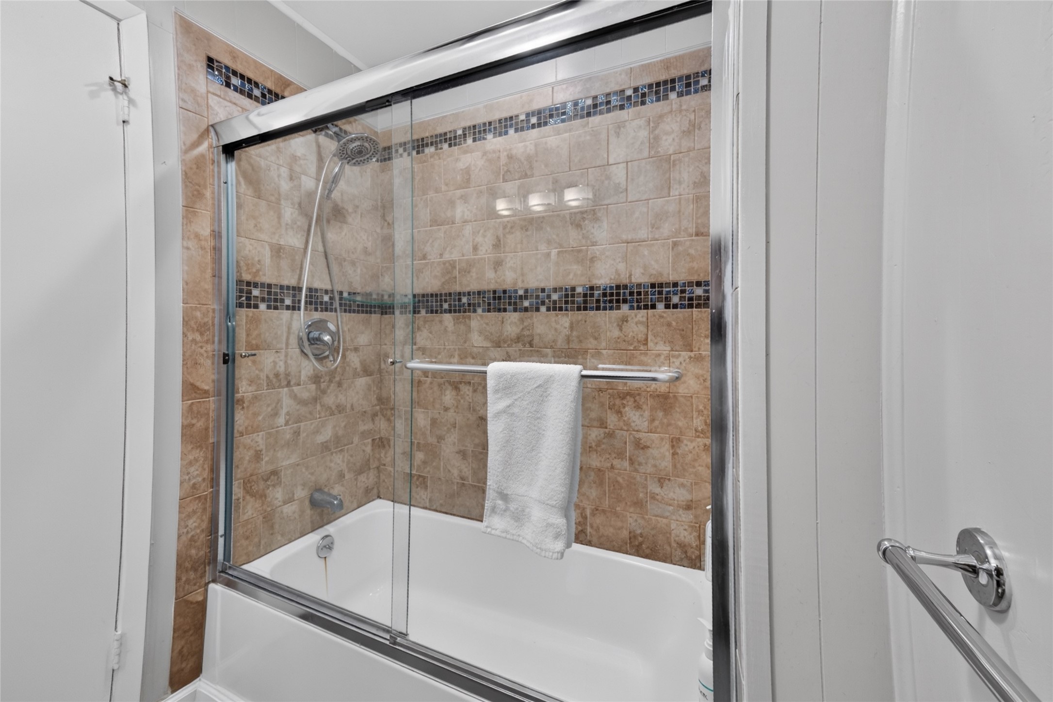 16713 Jamaica Beach Road Property Photo 14