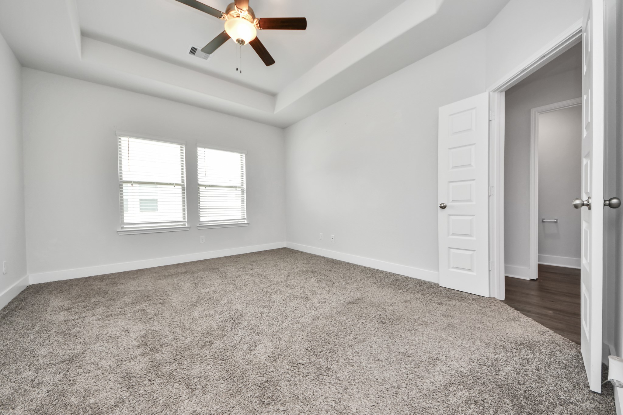 4423 Santorini Lane Property Photo 17