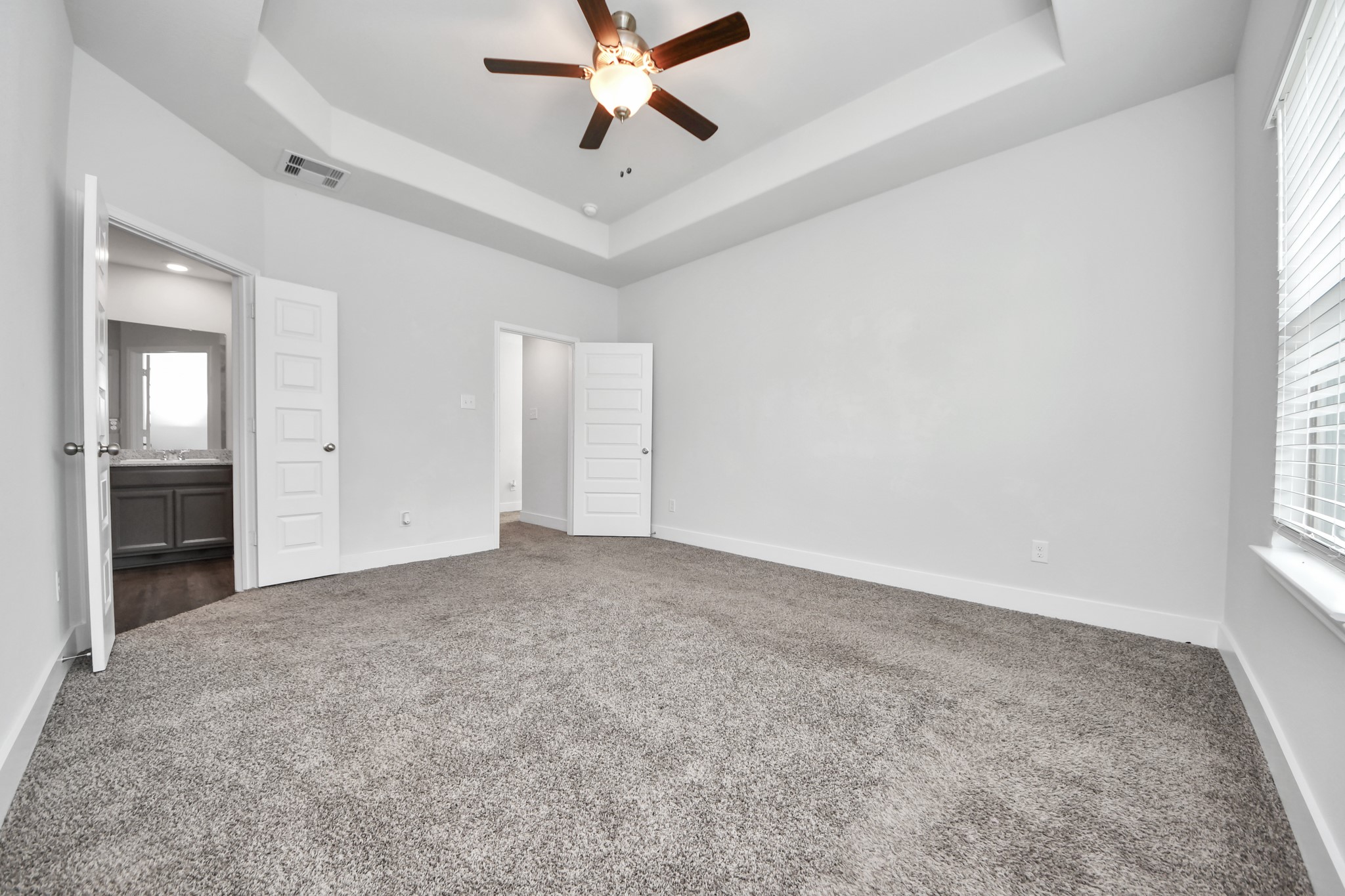 4423 Santorini Lane Property Photo 18