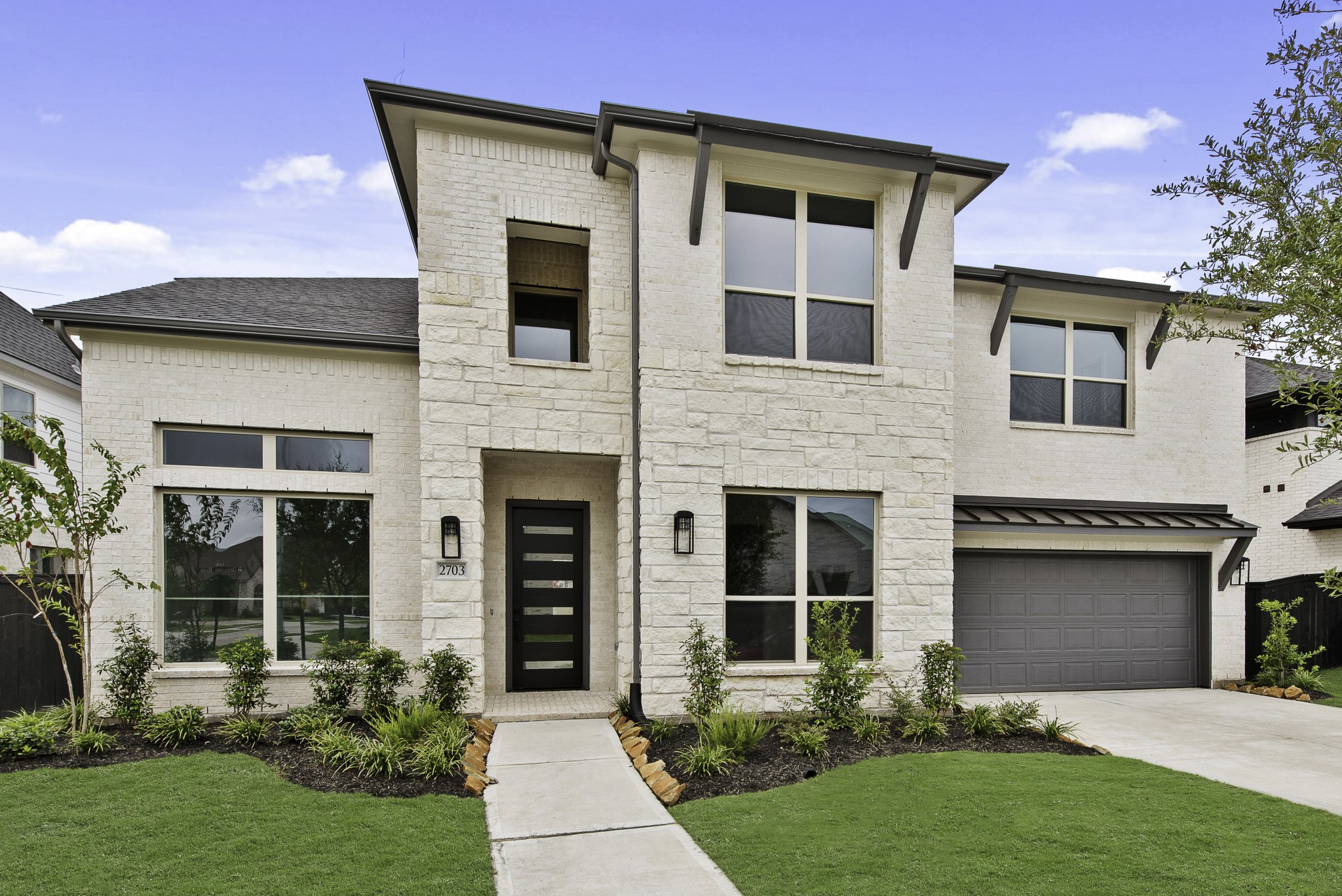 2703 Oregano Rise Drive Property Photo 1