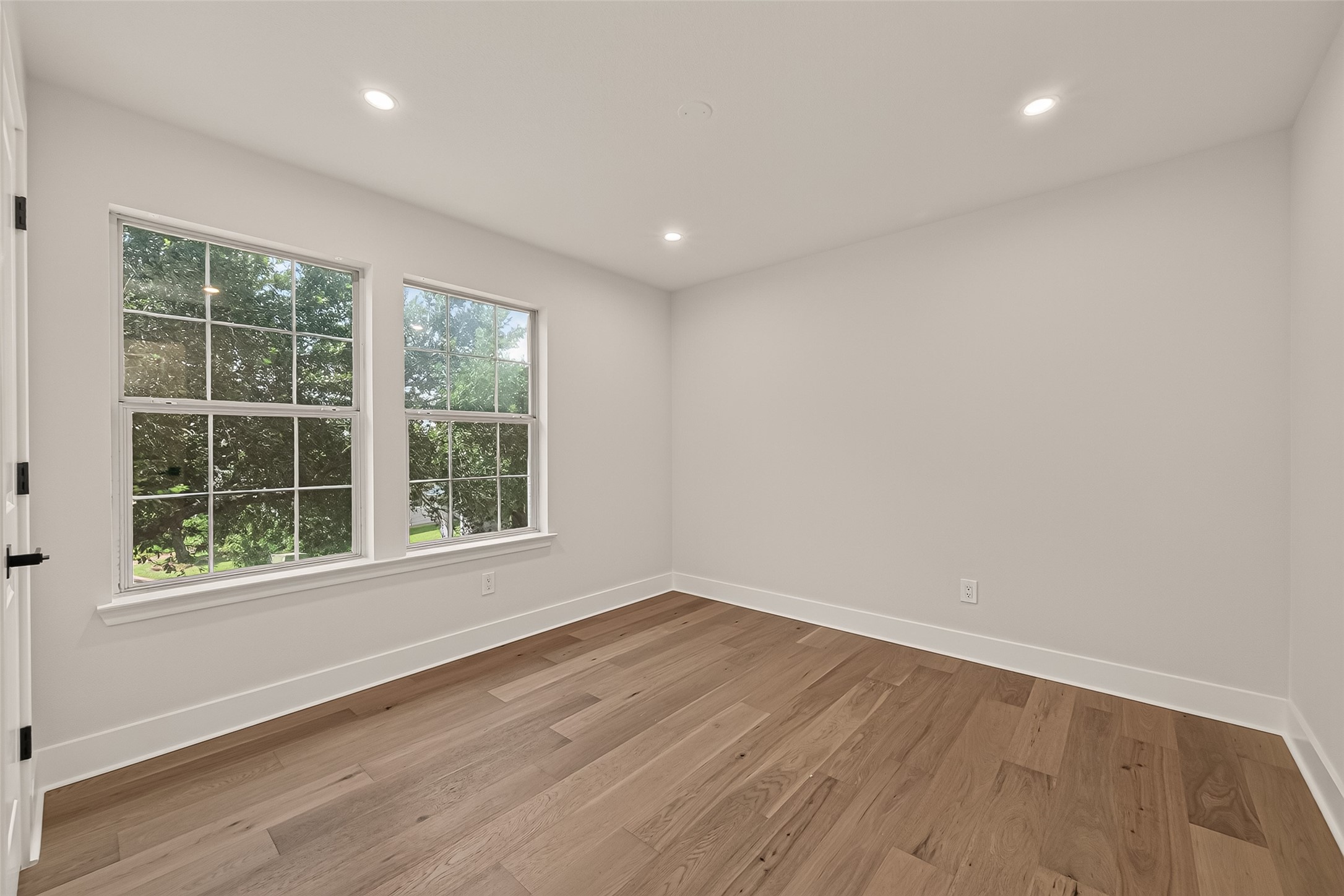 11812 Chanteloup Drive Property Photo 28