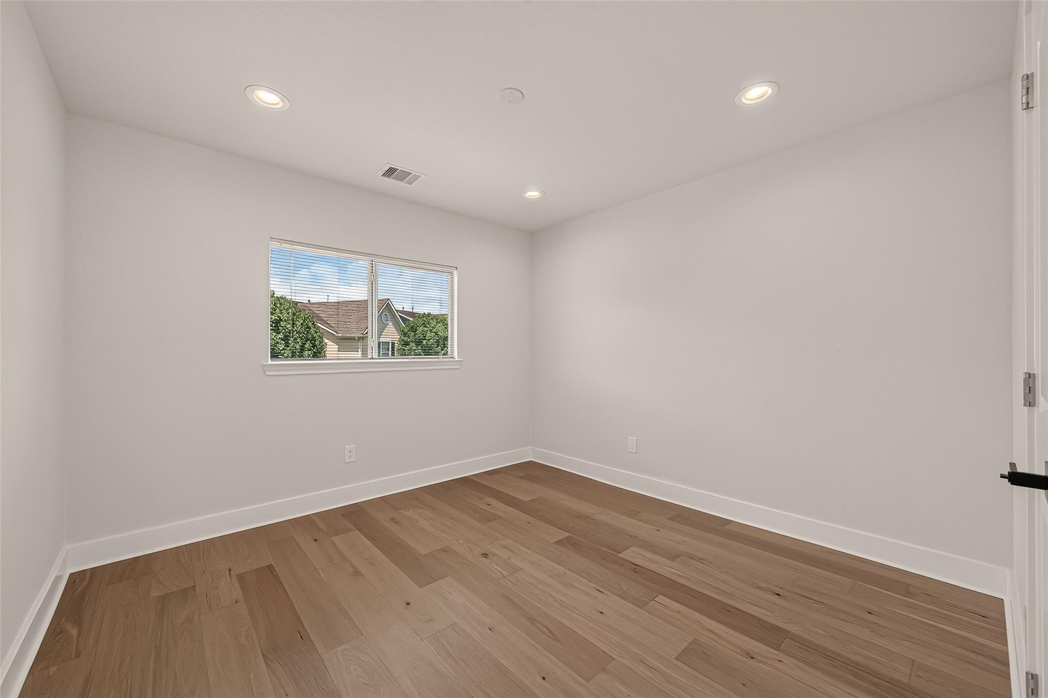 11812 Chanteloup Drive Property Photo 30