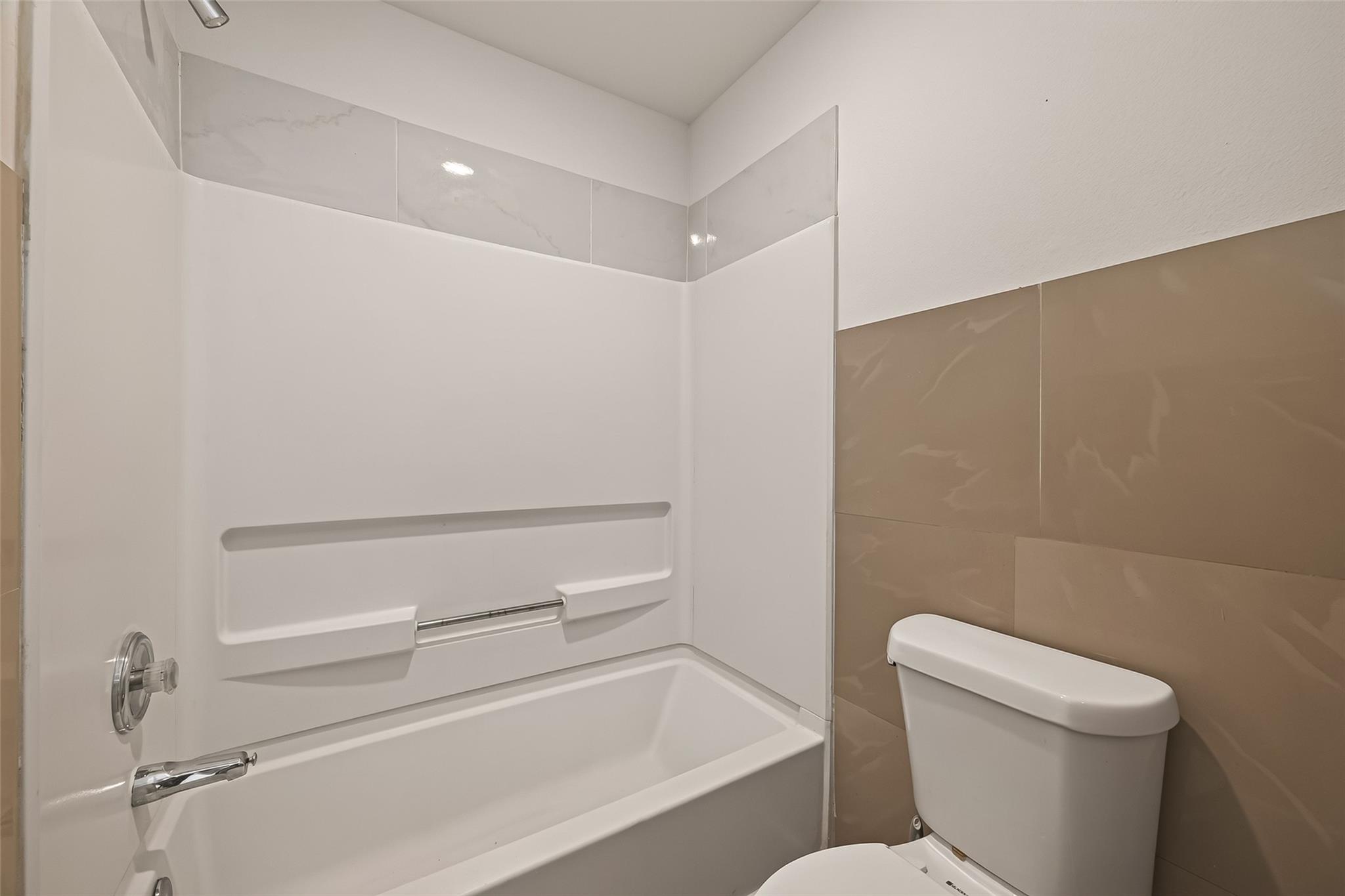 11812 Chanteloup Drive Property Photo 34