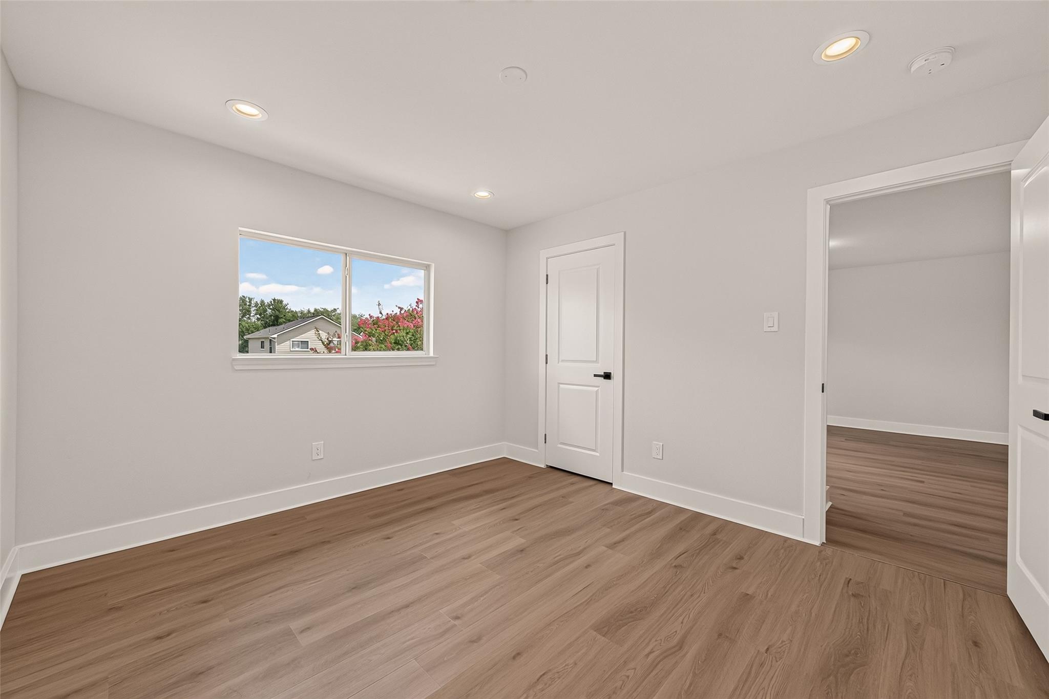 11812 Chanteloup Drive Property Photo 36