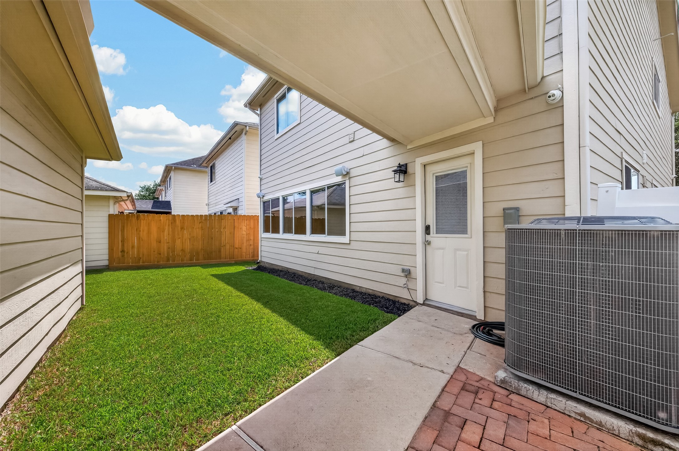 11812 Chanteloup Drive Property Photo 40