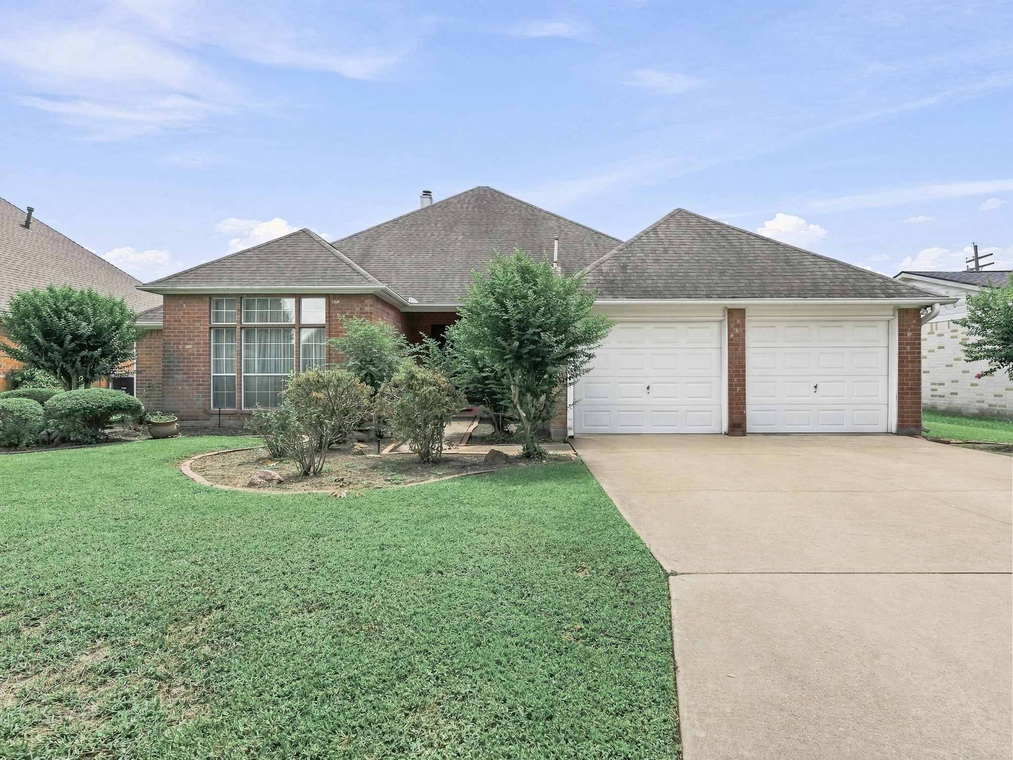 2107 Avenue K Property Photo 1