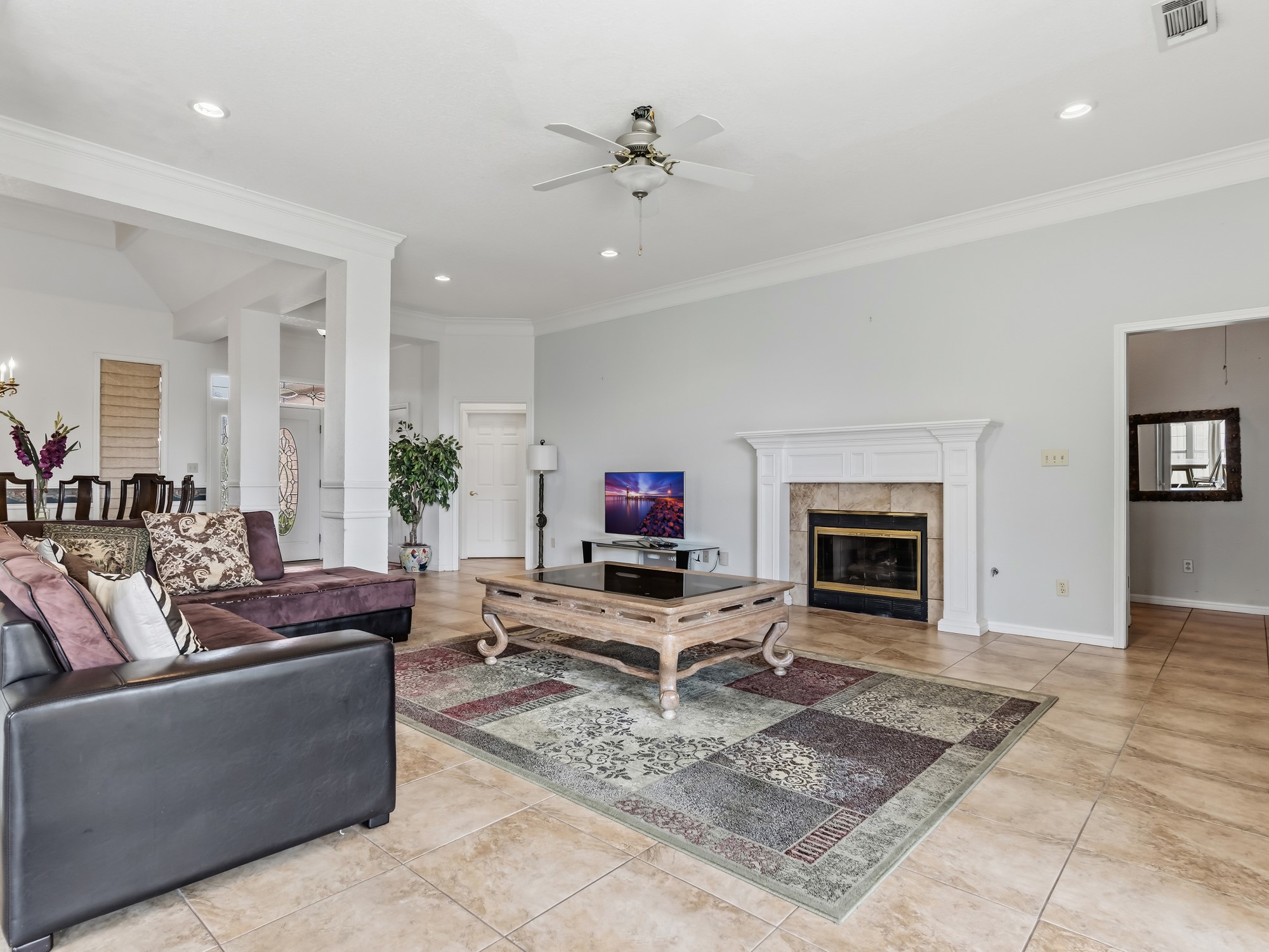 2107 Avenue K Property Photo 9