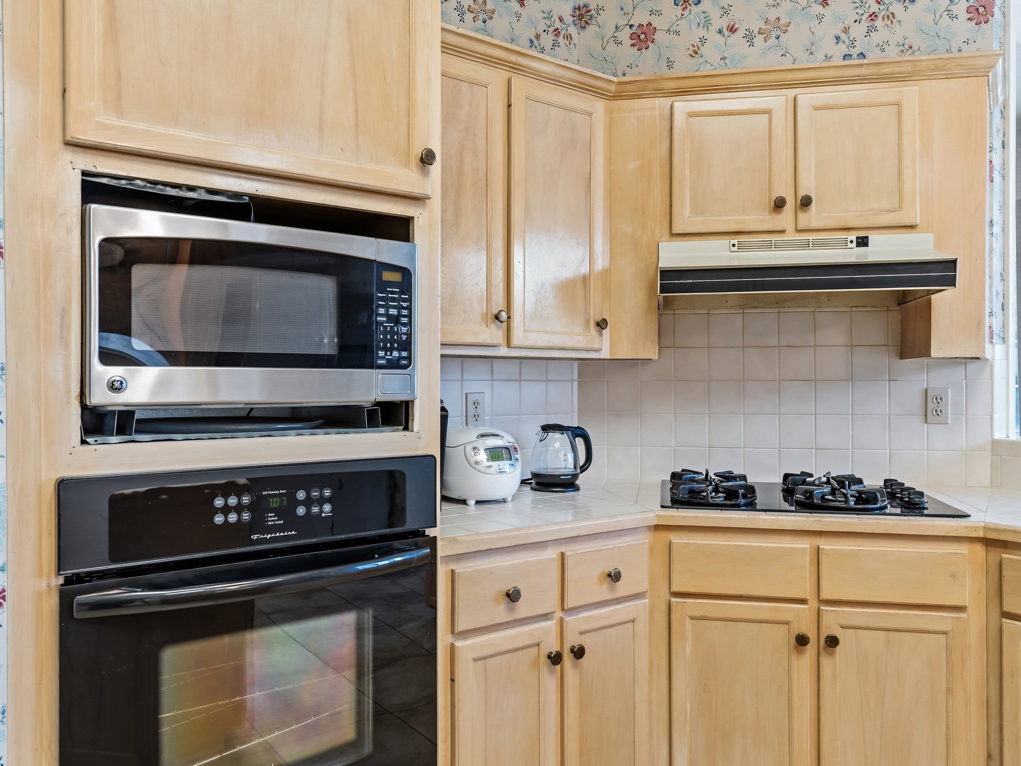2107 Avenue K Property Photo 16