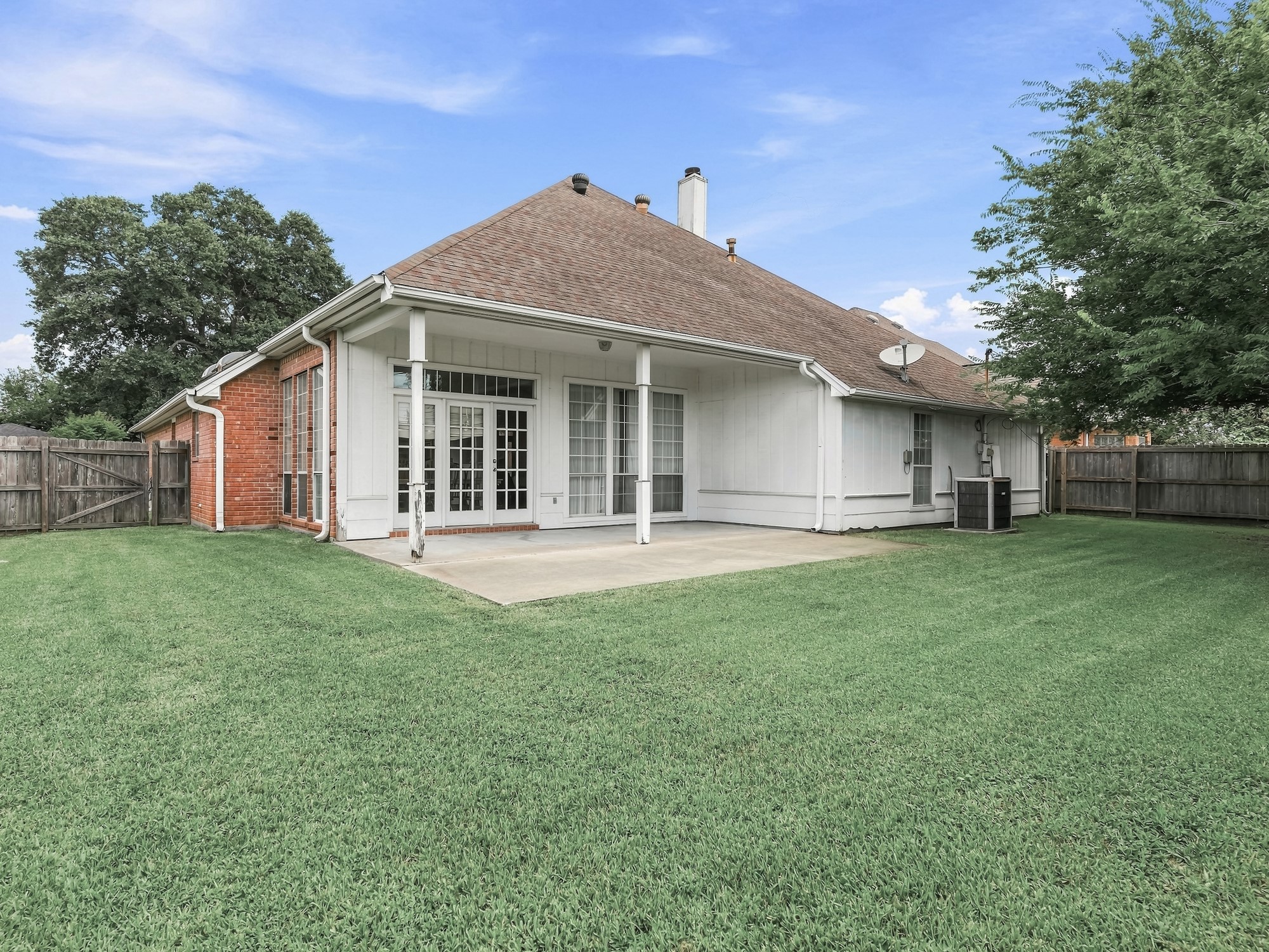 2107 Avenue K Property Photo 32