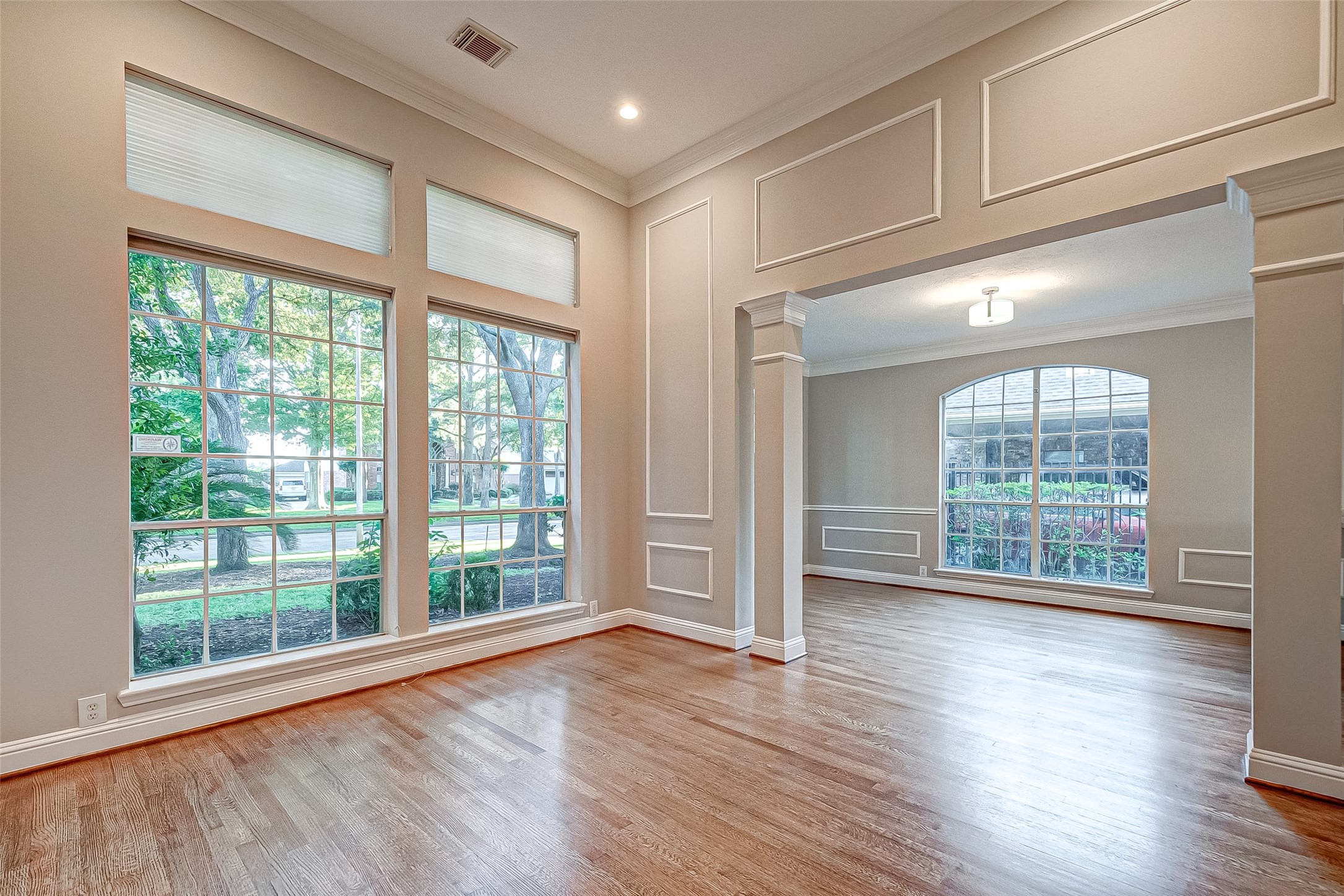 24118 Bay Hill Boulevard Property Photo 3