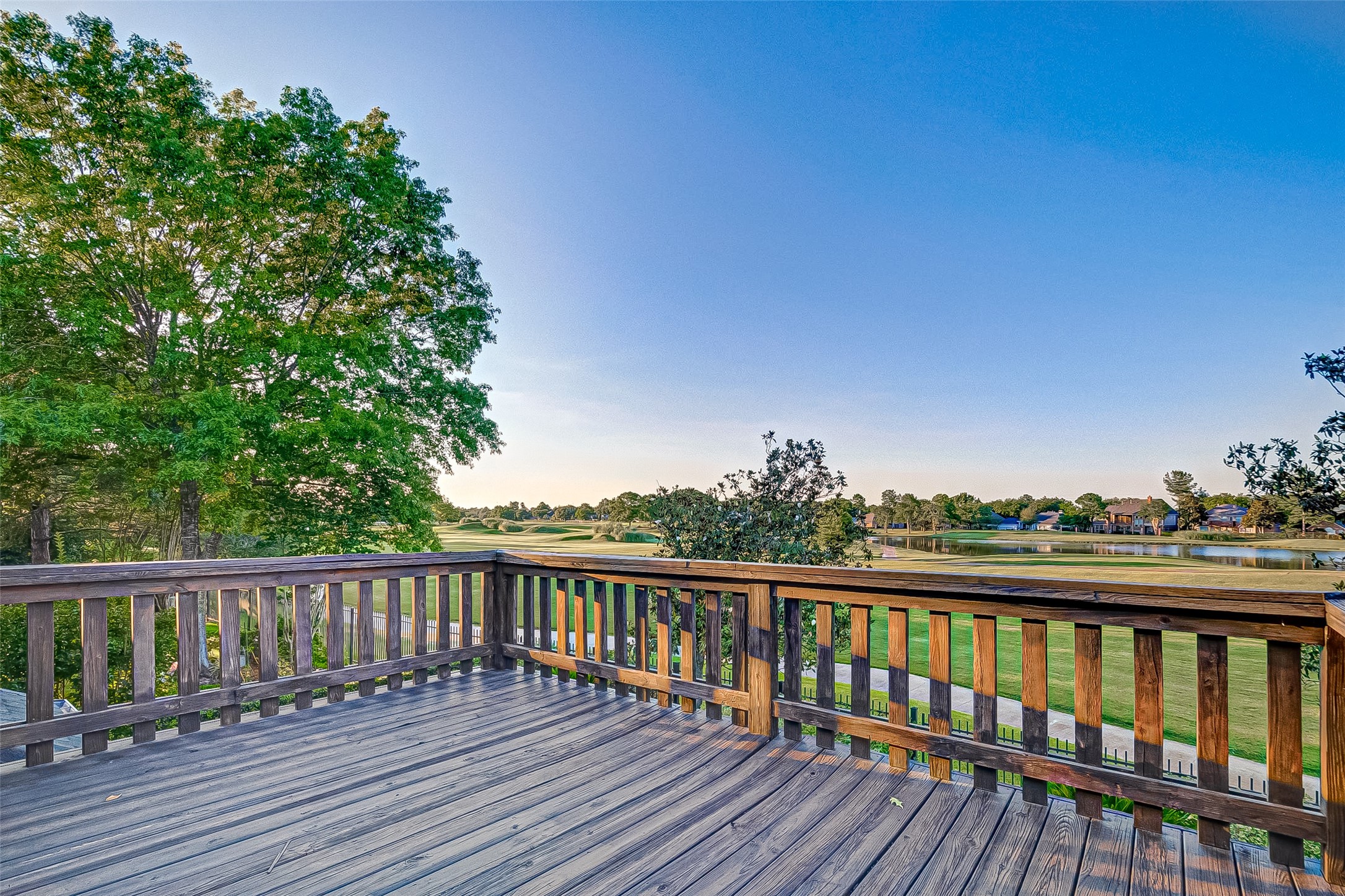 24118 Bay Hill Boulevard Property Photo 20